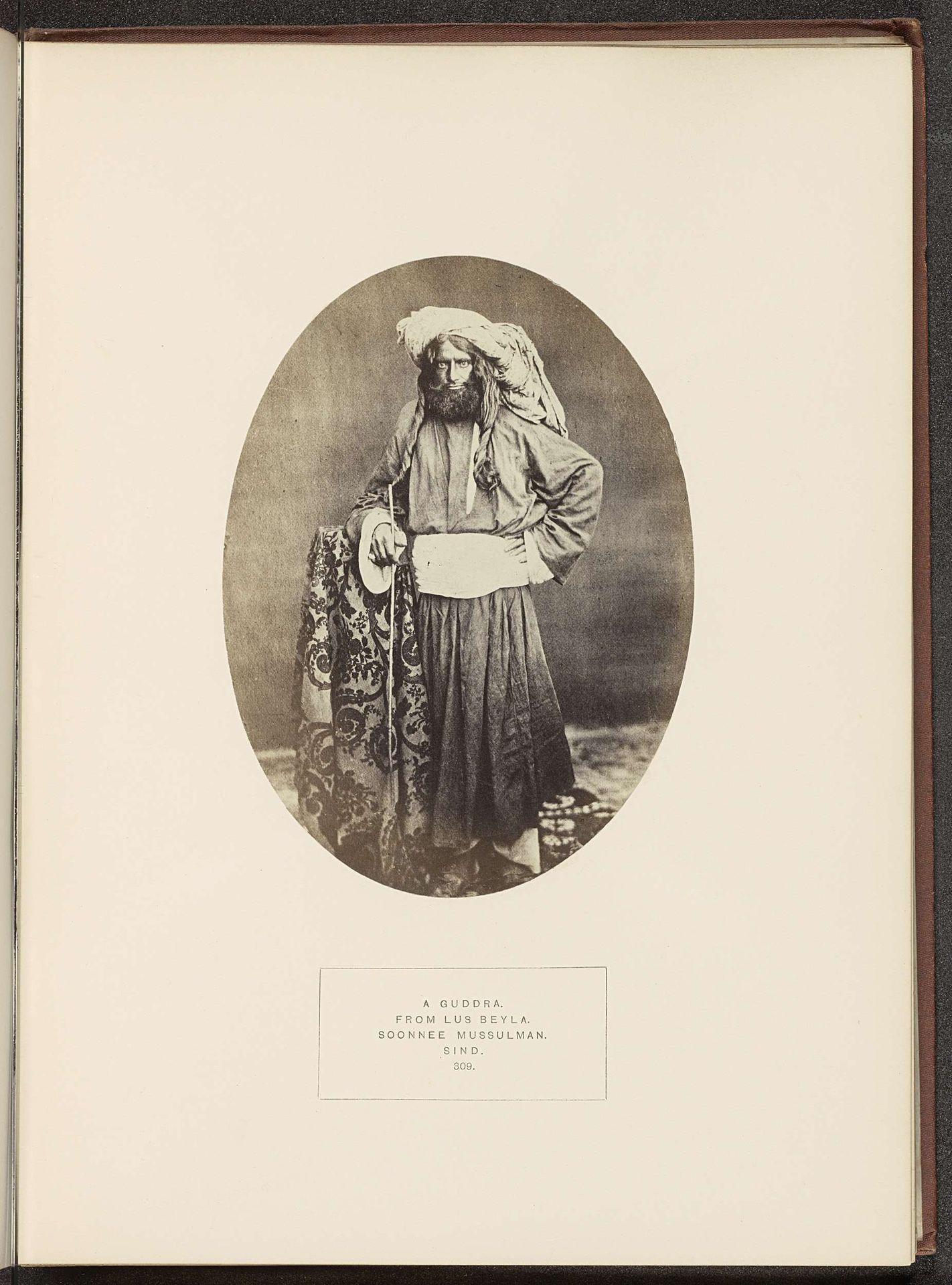 Portret van een onbekende man van de Guddra-stam by Henry Charles Baskerville Tanner