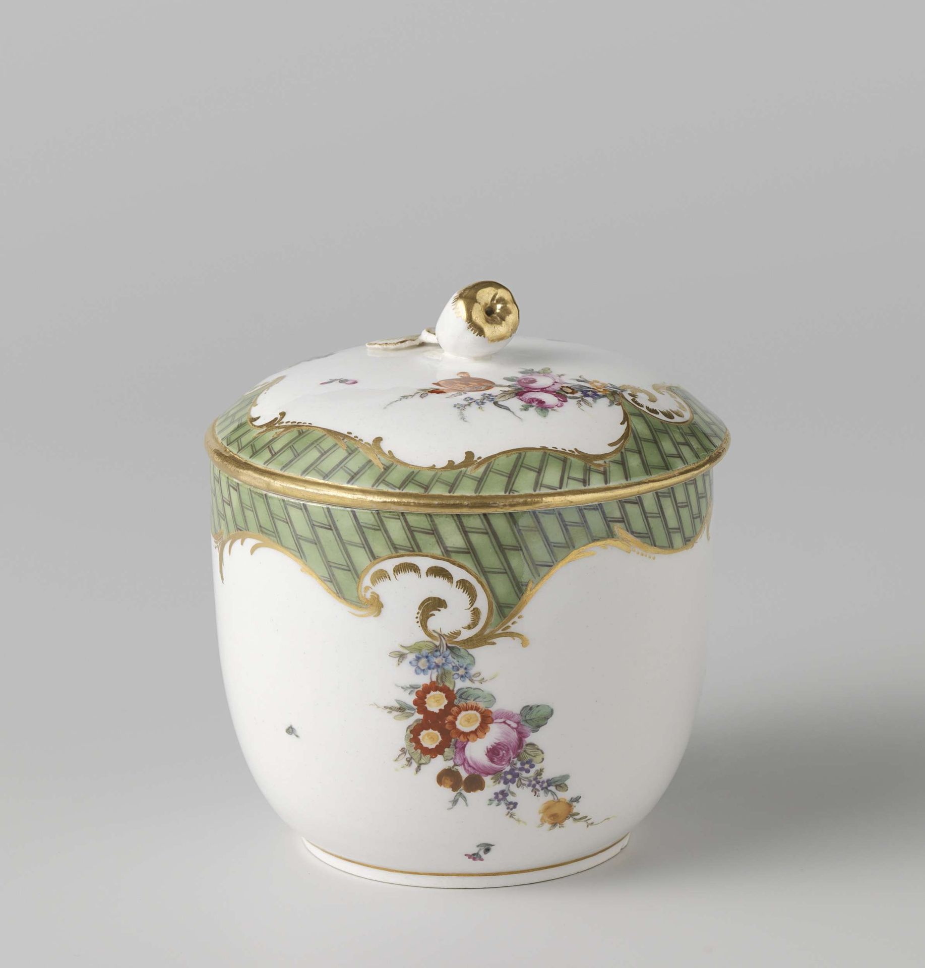 Suikerpot met deksel, beschilderd met bloemen en laddermotief by Loosdrecht