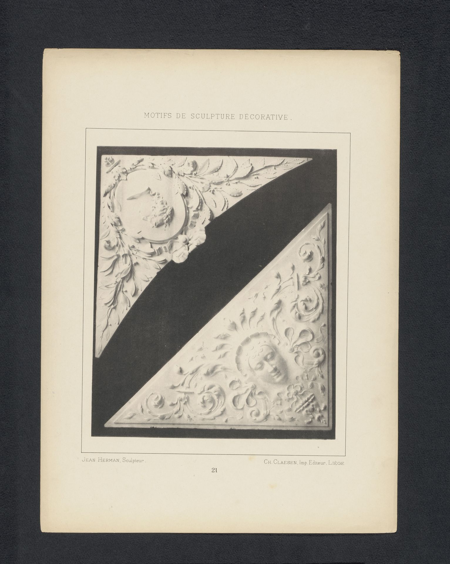 Twee reliëfs met bladranken en gezichten, gebeeldhouwd door Jean Herman by Charles Claesen