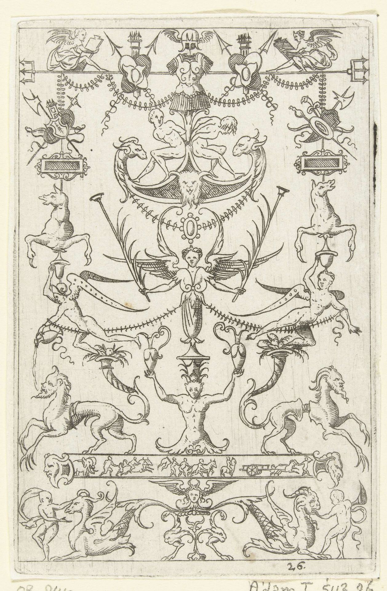 Kandelaber met onderaan een voet met klauwen by Hans Sibmacher
