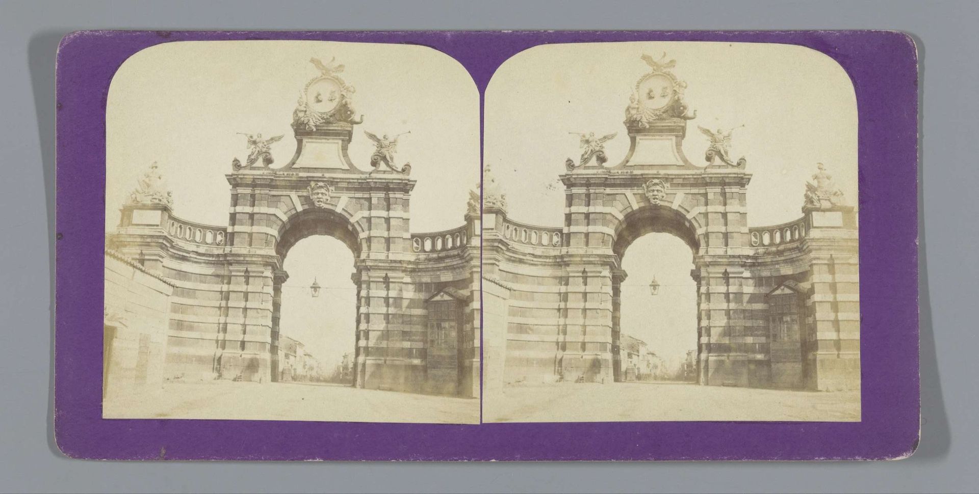 Gezicht op de Porta Garibaldi, Catania by Jean Andrieu