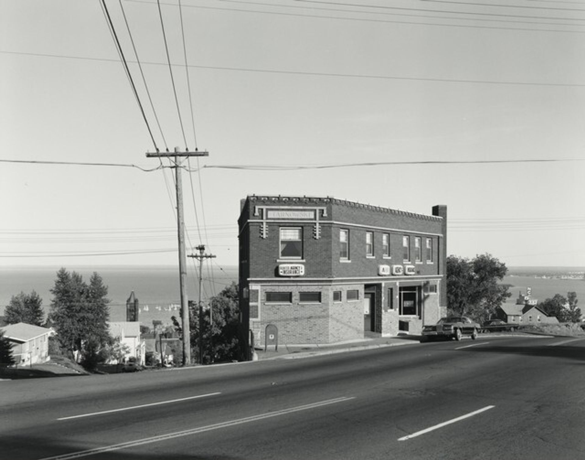 Tarnowski Building, Duluth, Minnesota by Frank Gohlke