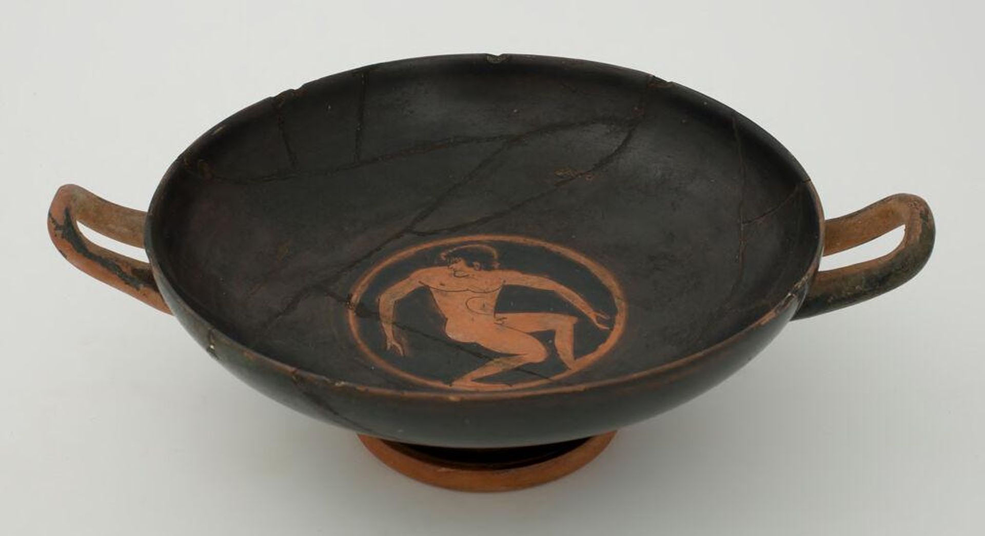 Red-figure Kylix: Youth Running to Right by Probably school of Euergides