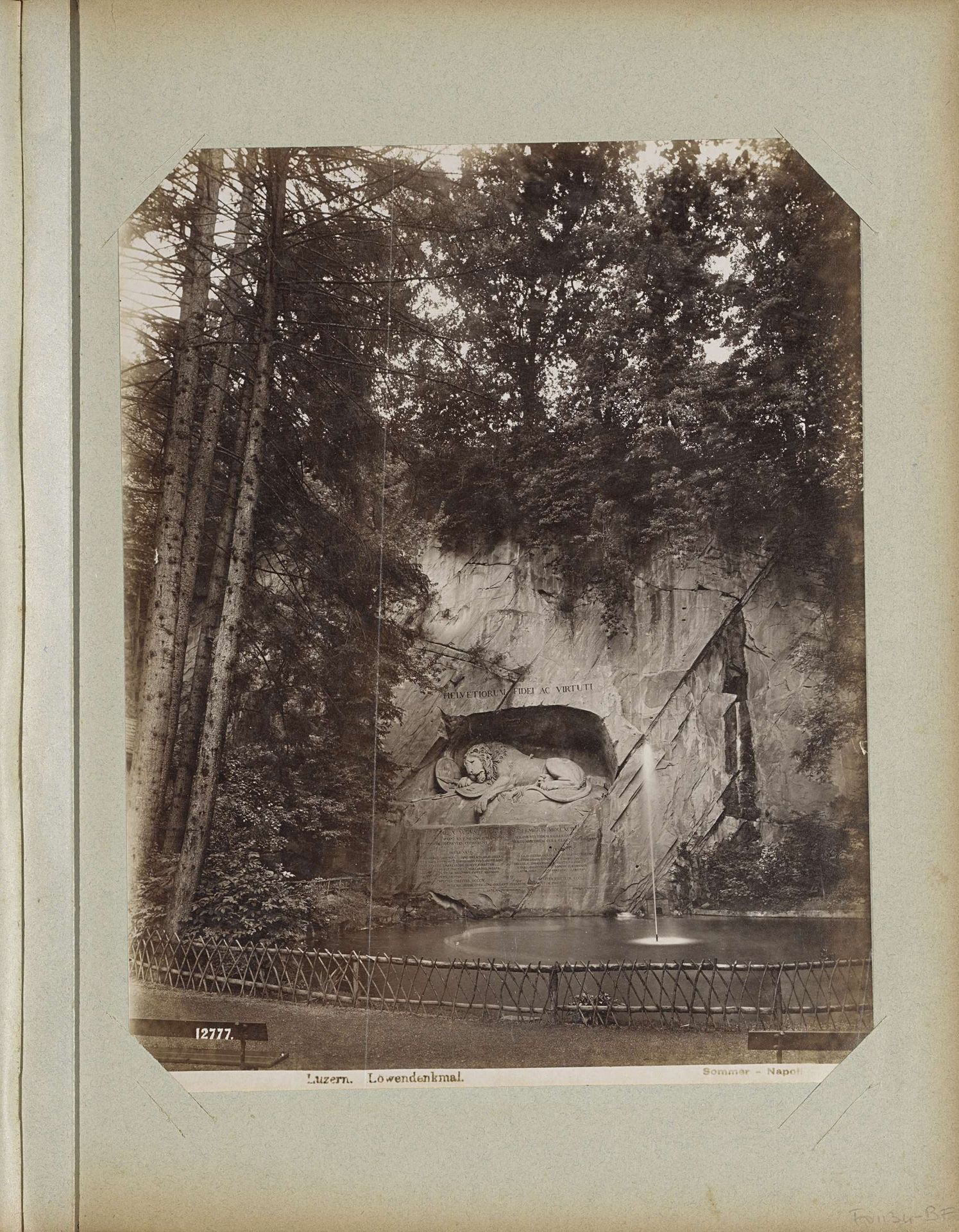 Löwendenkmal in Luzern by Giorgio Sommer