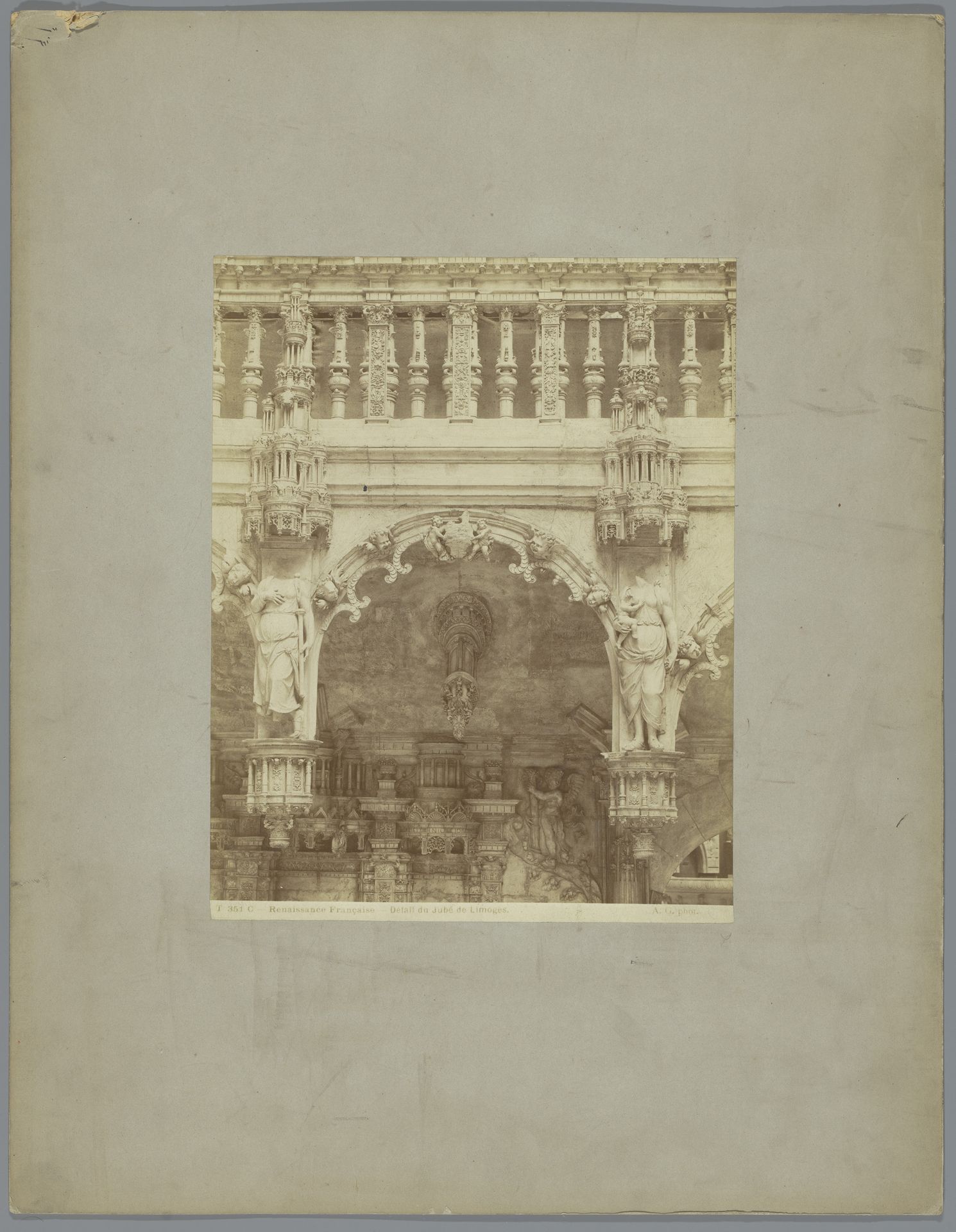 Detail van het doksaal in de Kathedraal van Limoges by Adolphe Giraudon