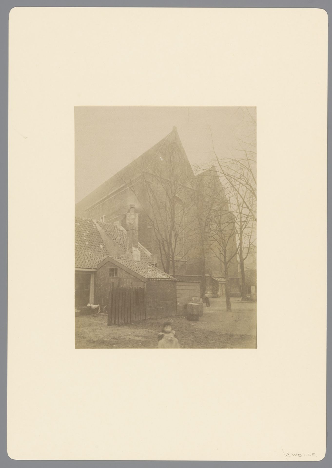 Gezicht op de Broerenkerk te Zwolle by anoniem (Monumentenzorg)