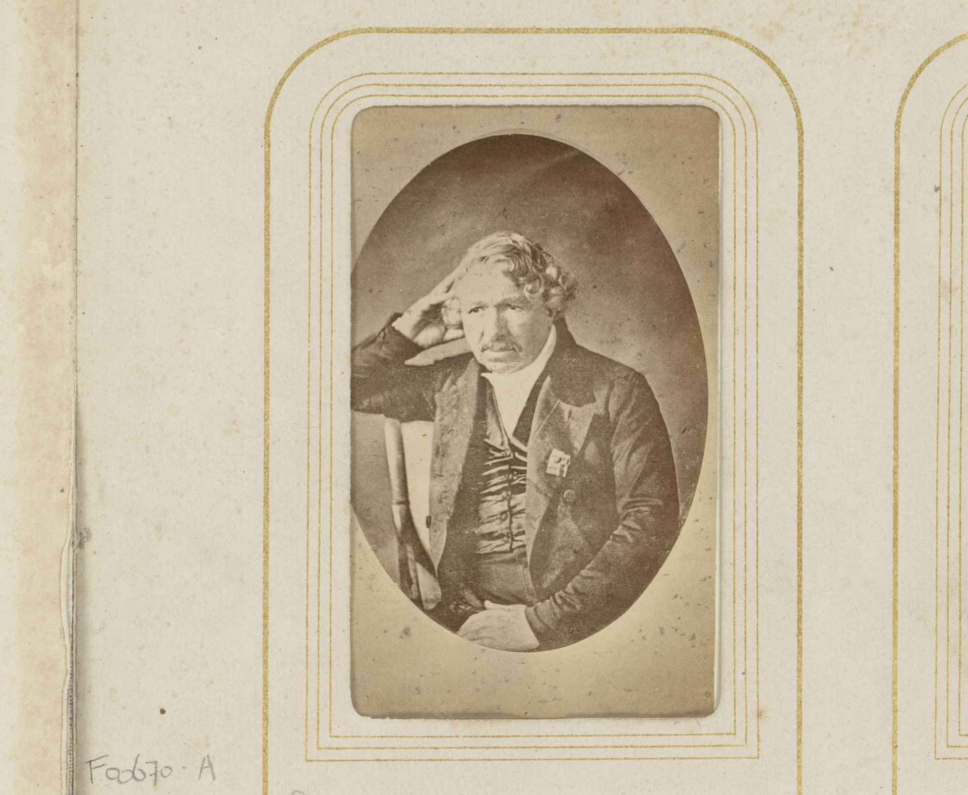Fotoreproductie van een portret van Louis Jacques Mandé Daguerre naar Mayer & Pierson door Plant by Paul Emile Pesme