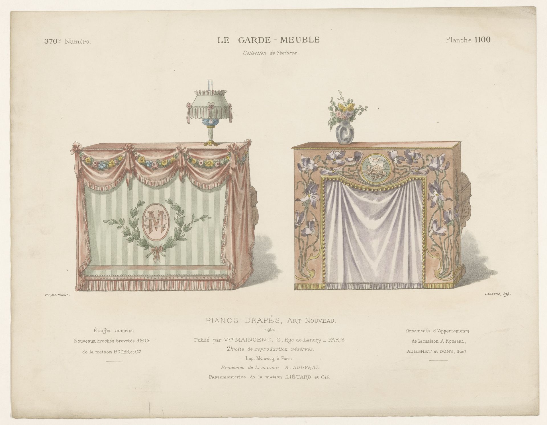 Piano's met draperieën by Léon Laroche