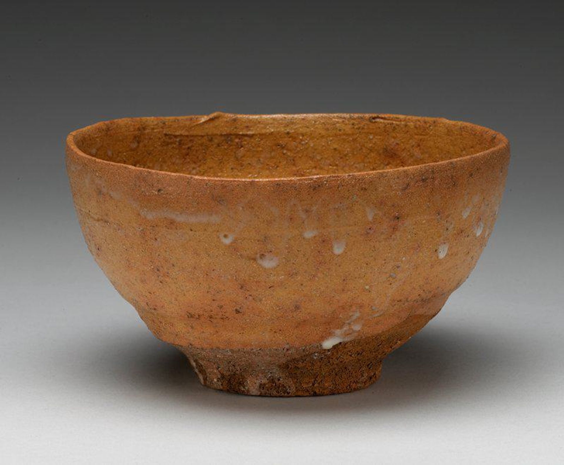 Okugorai-style tea bowl by Tsujimura Shirō