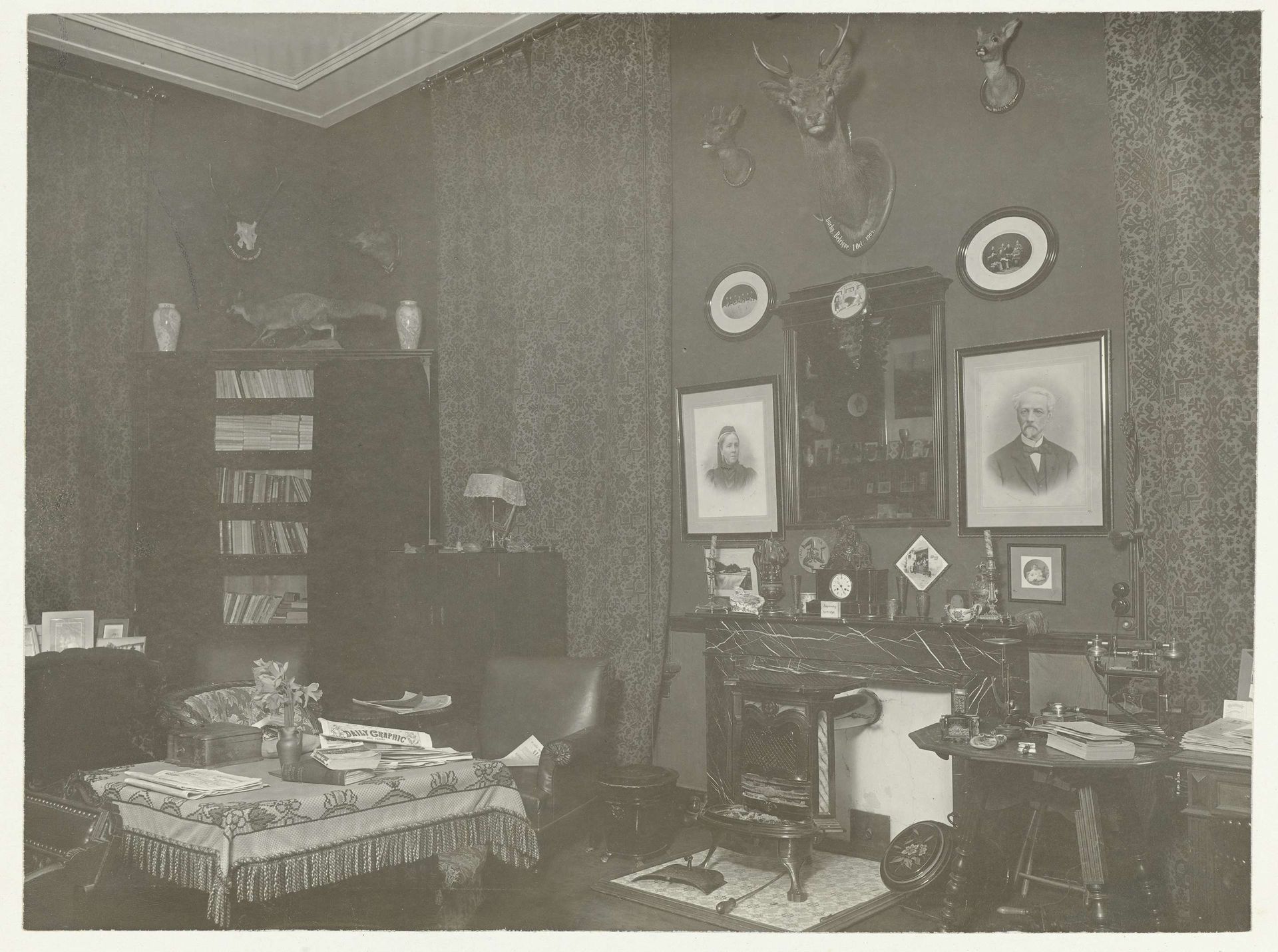 Kamer in landhuis De Wildbaan, Driebergen by Henry Pauw van Wieldrecht