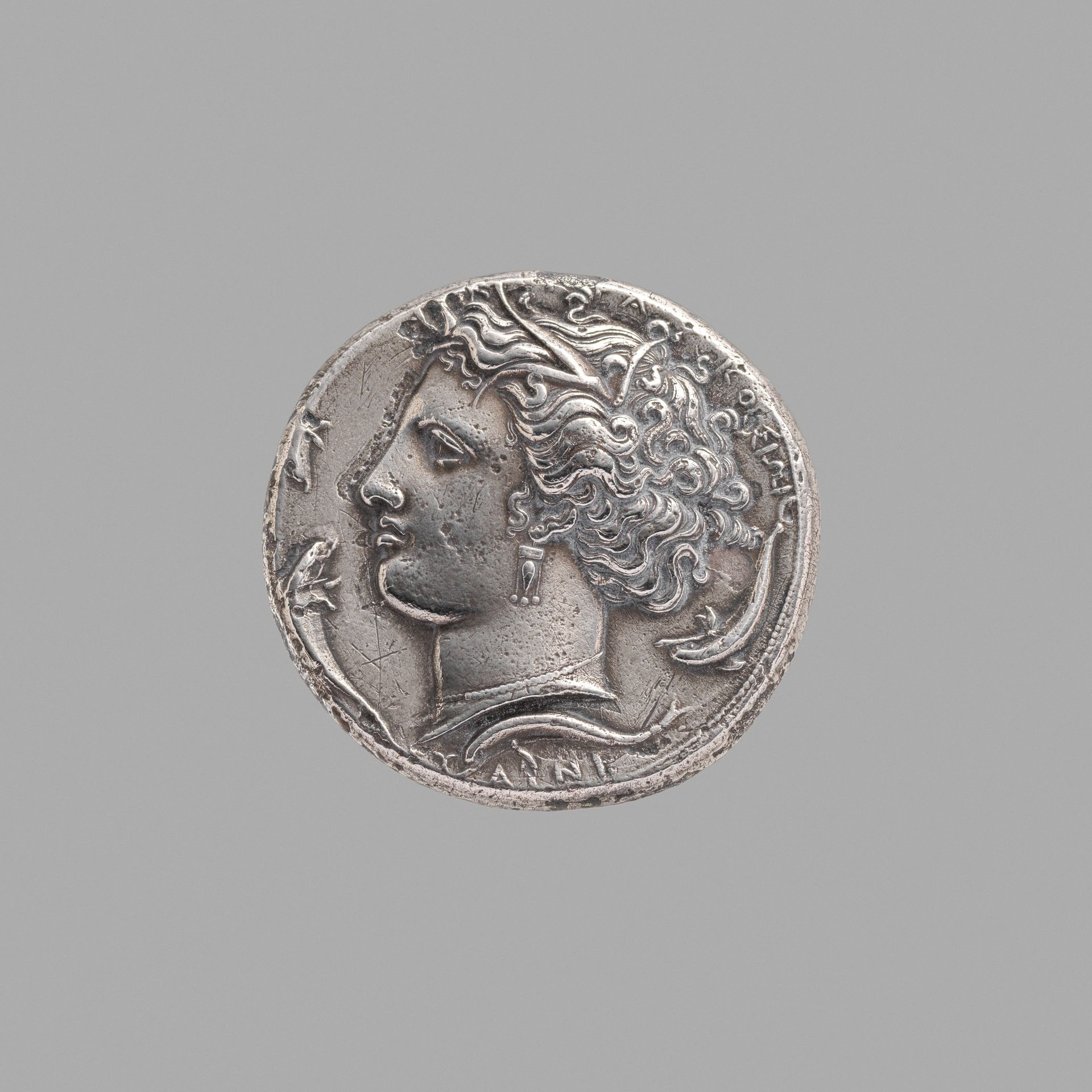 Silver dekadrachm by Euainetos