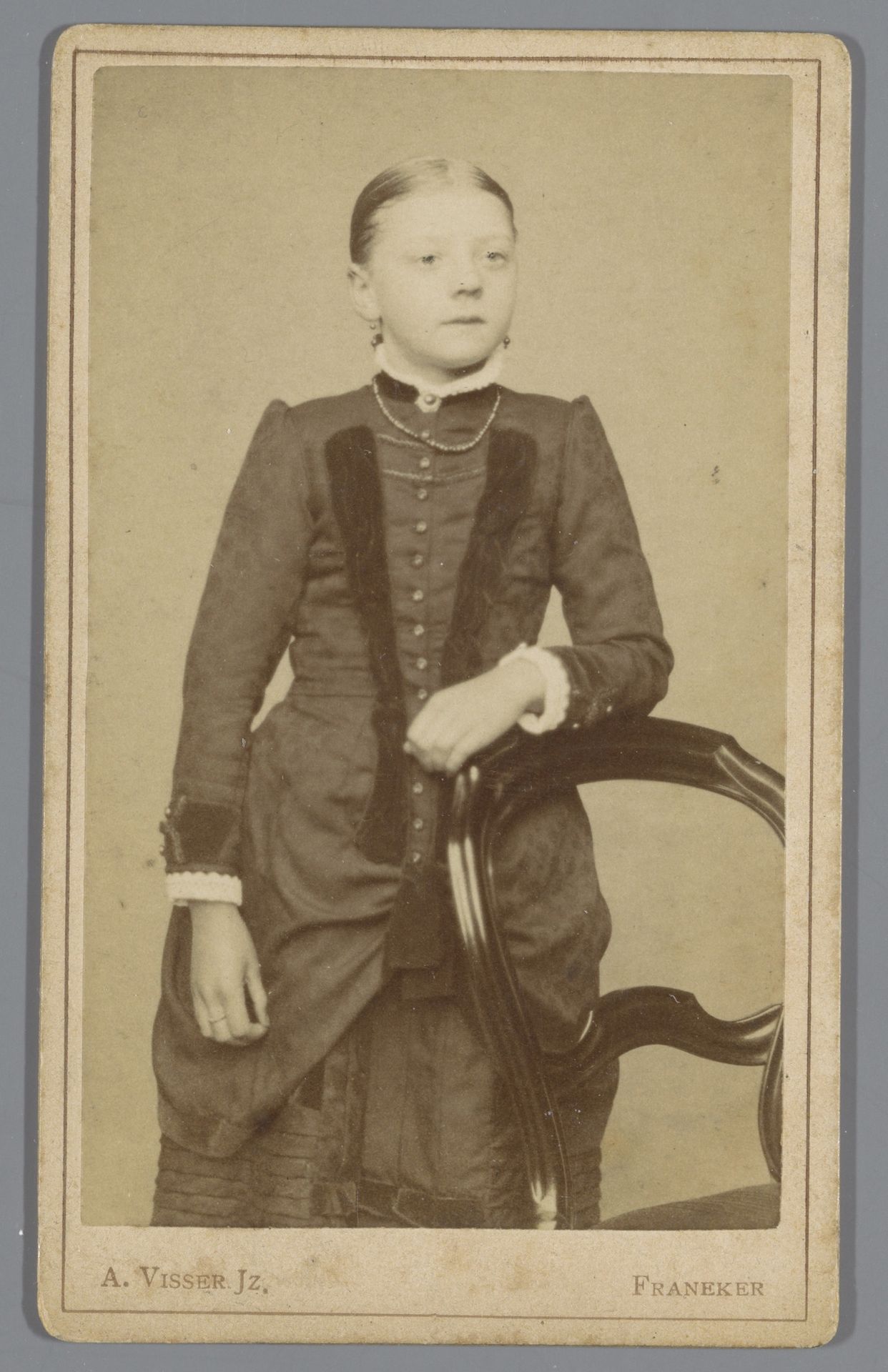 Portret van Anna Mulder by A. Visser Jzn.
