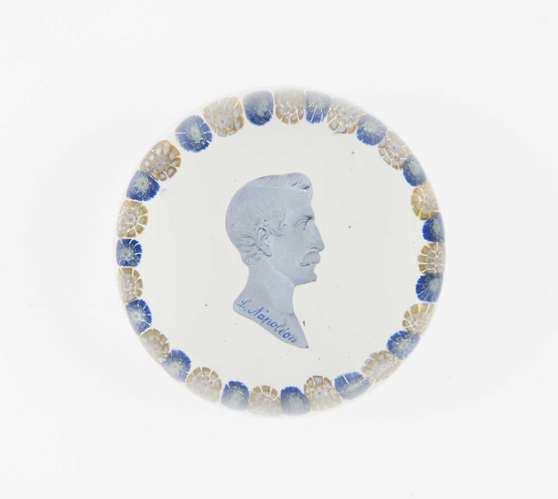 Paperweight by Compagnie de Saint Louis