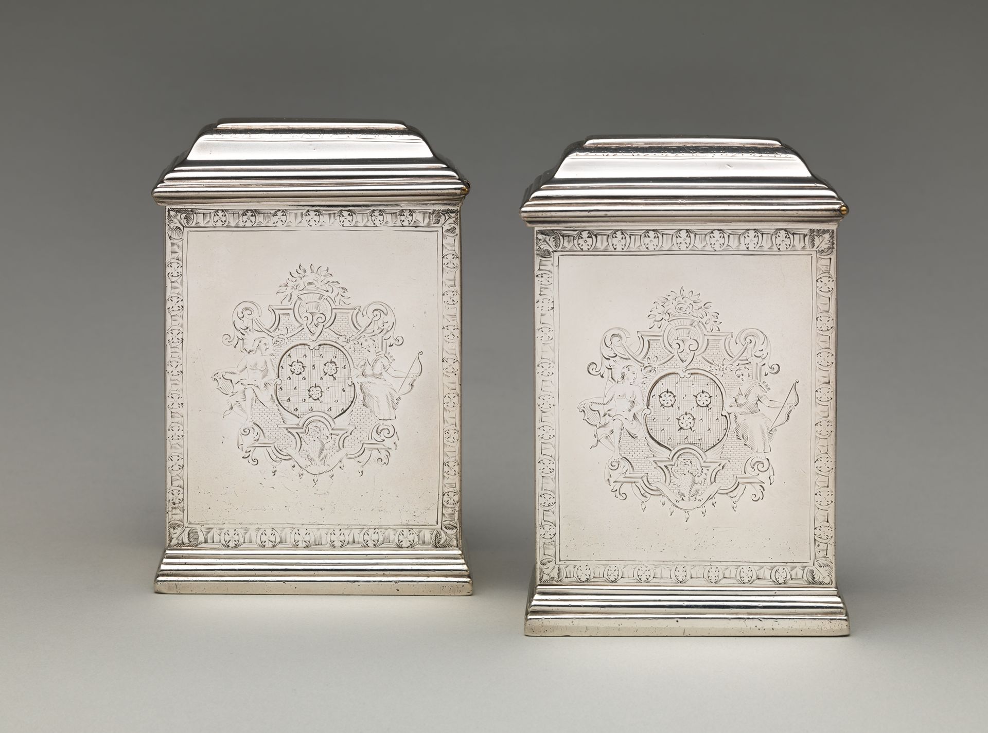 Tea caddy (one of a pair) by Augustin Courtauld