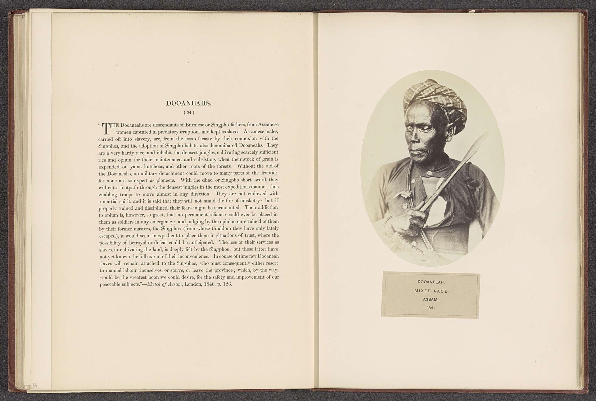 Portret van een onbekende Dooaneeah man uit Assam met een speer by Benjamin Simpson