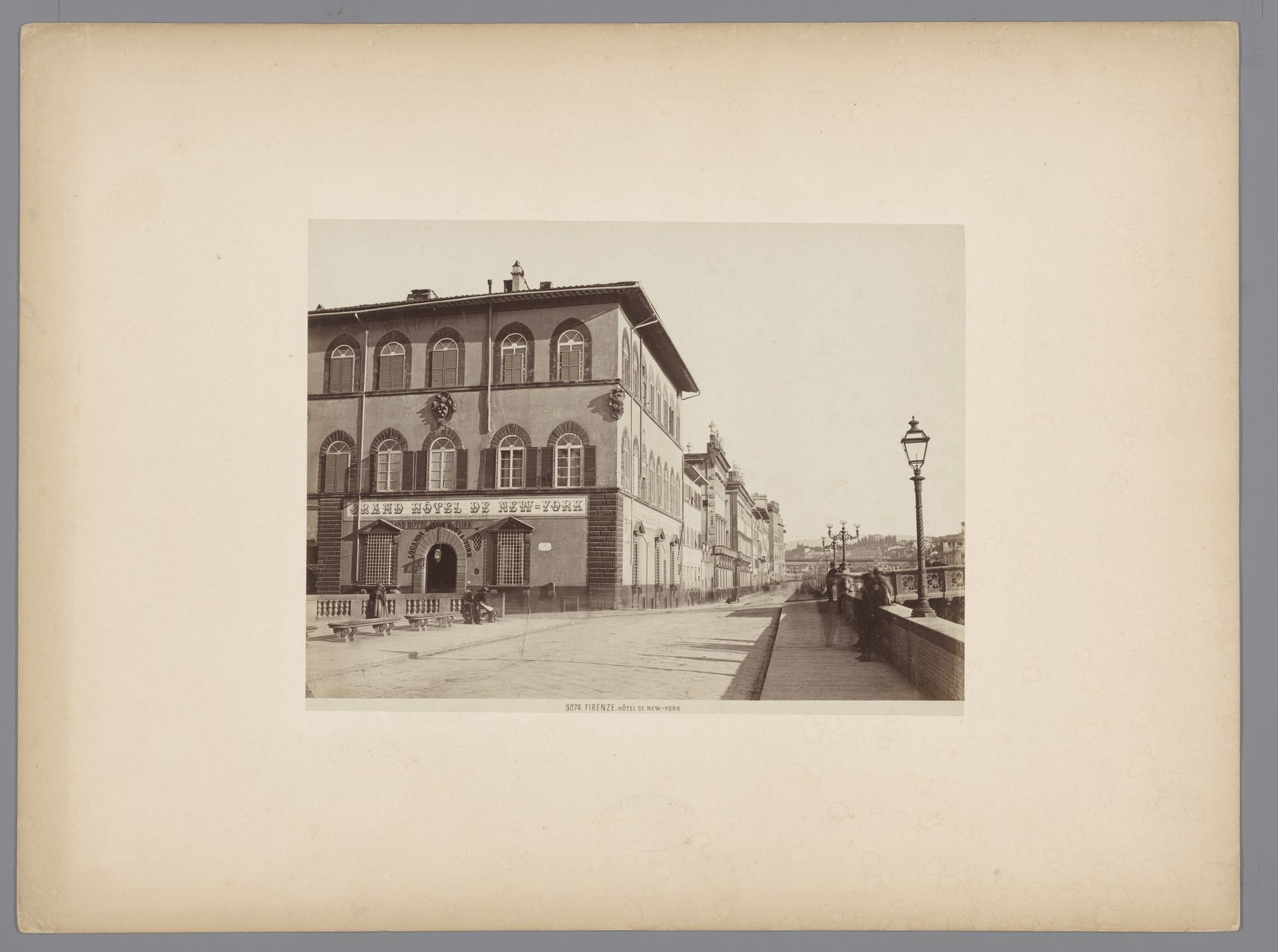 Grand Hotel de New-York, Florence, Italië by Giacomo Brogi