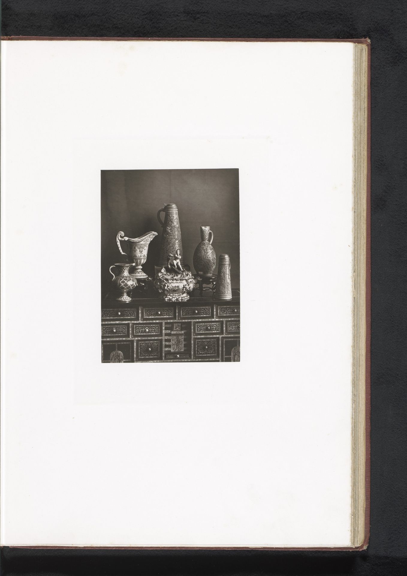 Zes kannen van aardewerk en zandsteen, opgesteld tijdens de Exposition Rétrospective van 1873 in Tours, Frankrijk by Gabriel Blaise