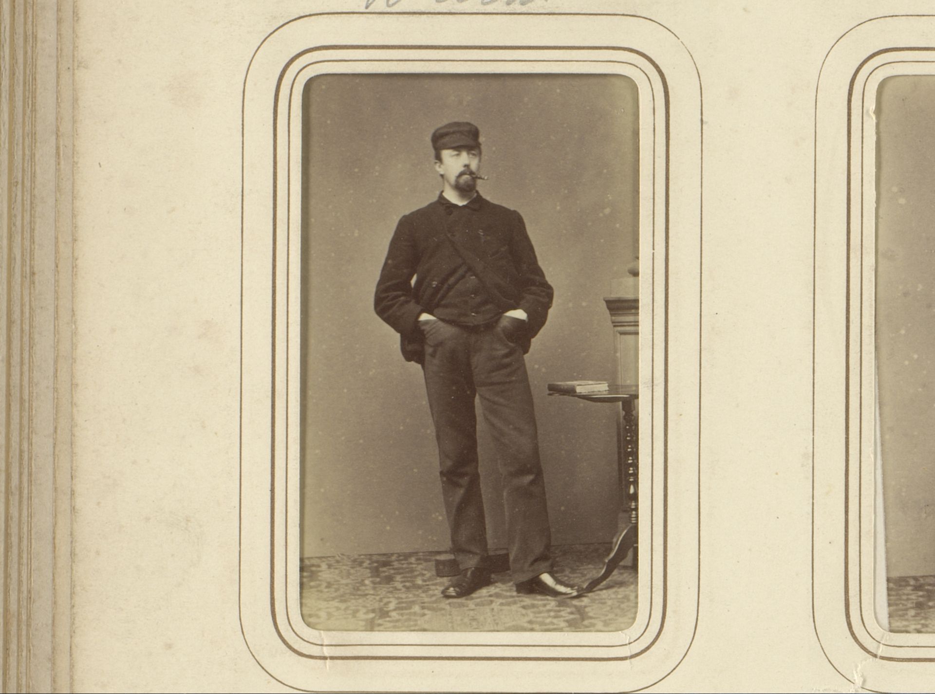 Portret van een man by A. Lüsson