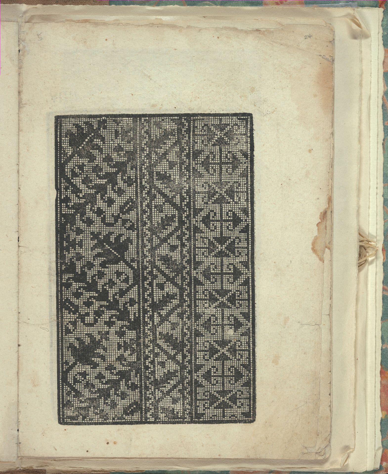 Opera Nova Universali intitulata Corona di racammi, page 24 (recto) by Giovanni Andrea Vavassore