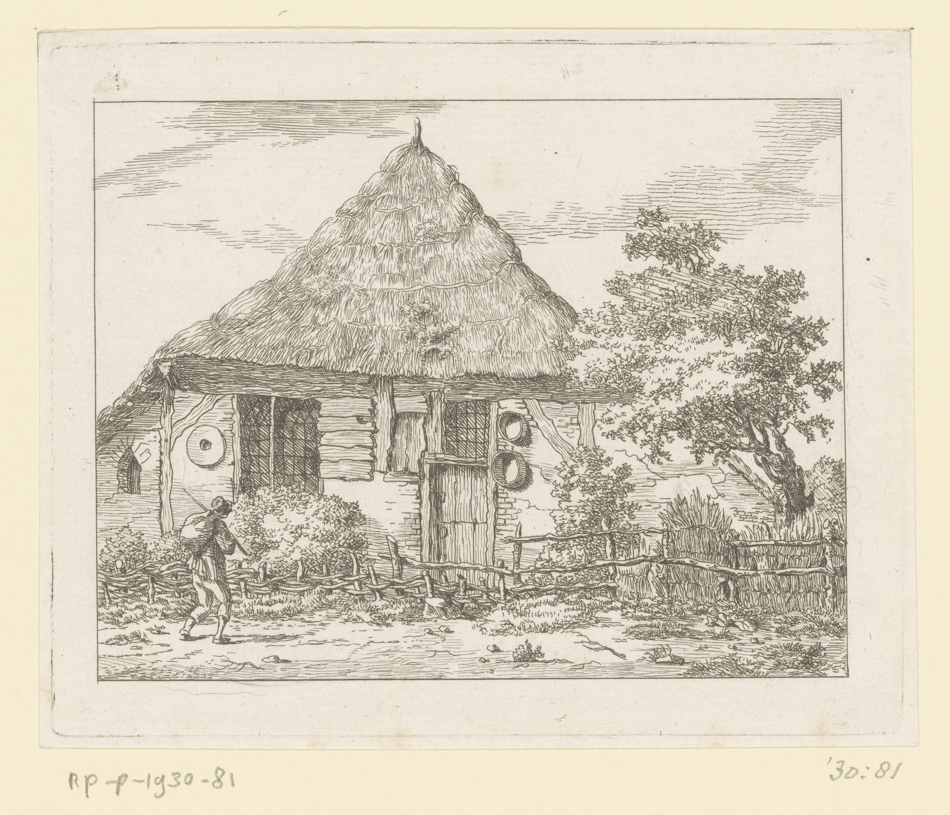 Man met rugzak voor een huis te Staphorst by Anthonie van den Bos