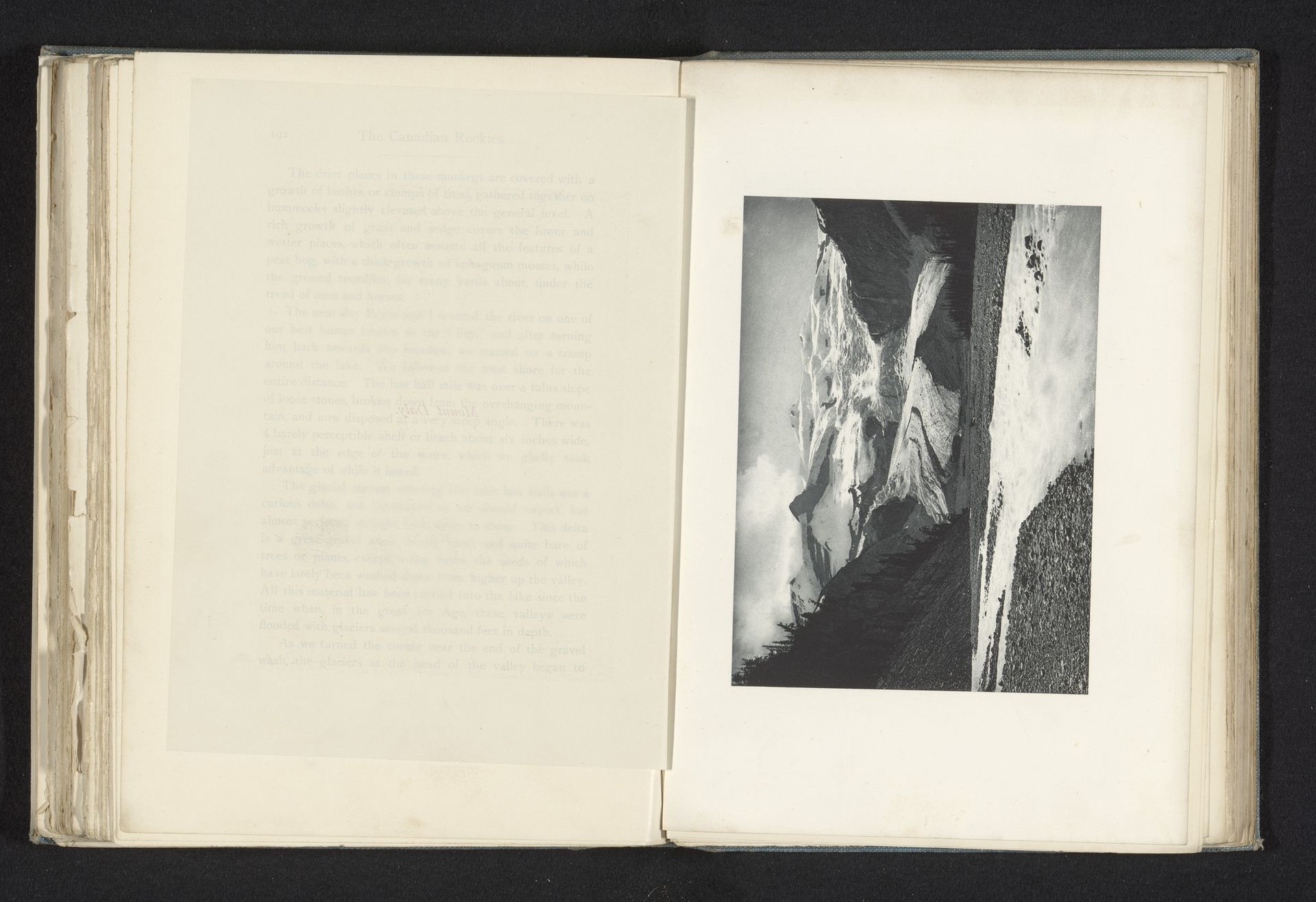 Gezicht op Mount Daly by Walter Dwight Wilcox