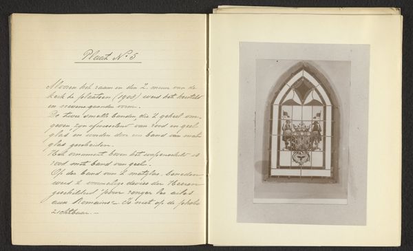 Raam van gebrandschilderd glas met het wapen van Batenburg