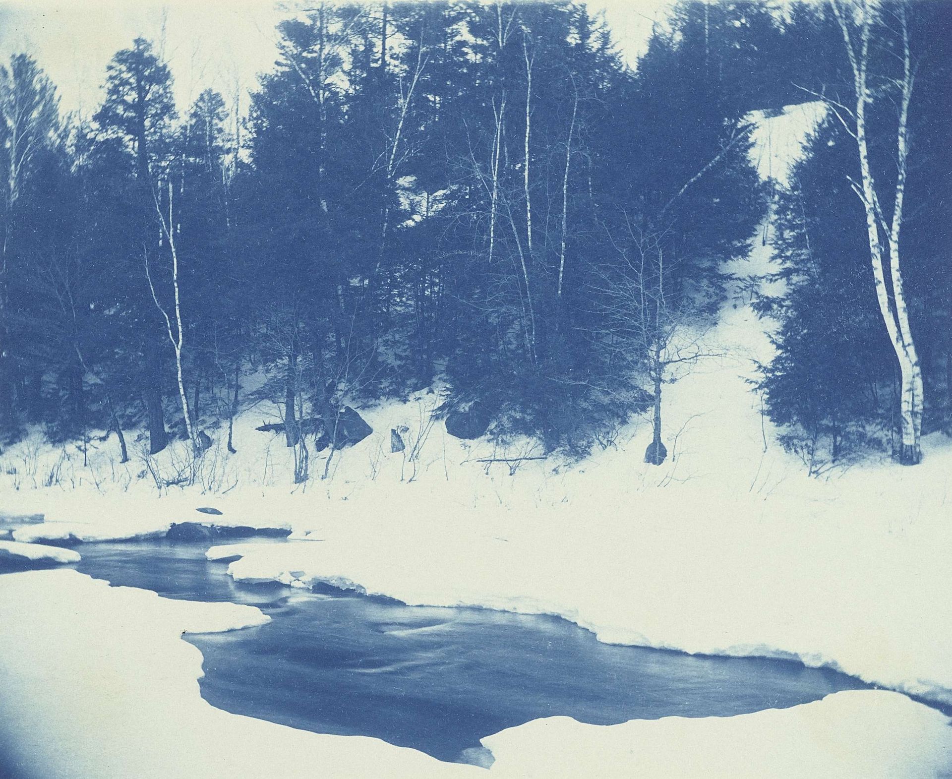 Landschap in de sneeuw: Ellis River bij Iron Mountain House, NH, Verenigde Staten by Charlotte M. Endicott