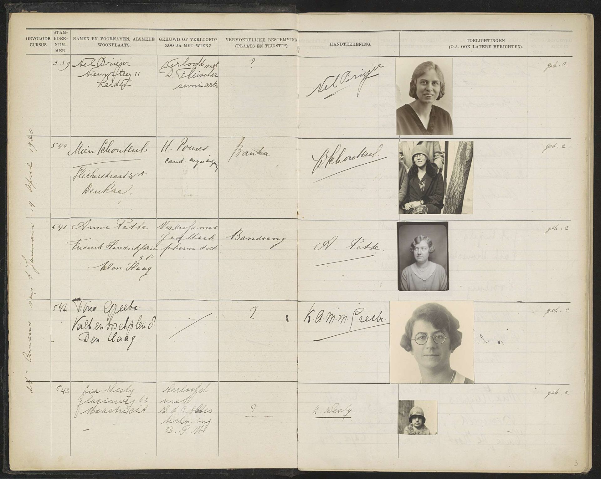 Blad 3 uit Stamboek van de leerlingen der Koloniale School voor Meisjes en Vrouwen te 's-Gravenhage deel II (1930-1949) by Anonymous