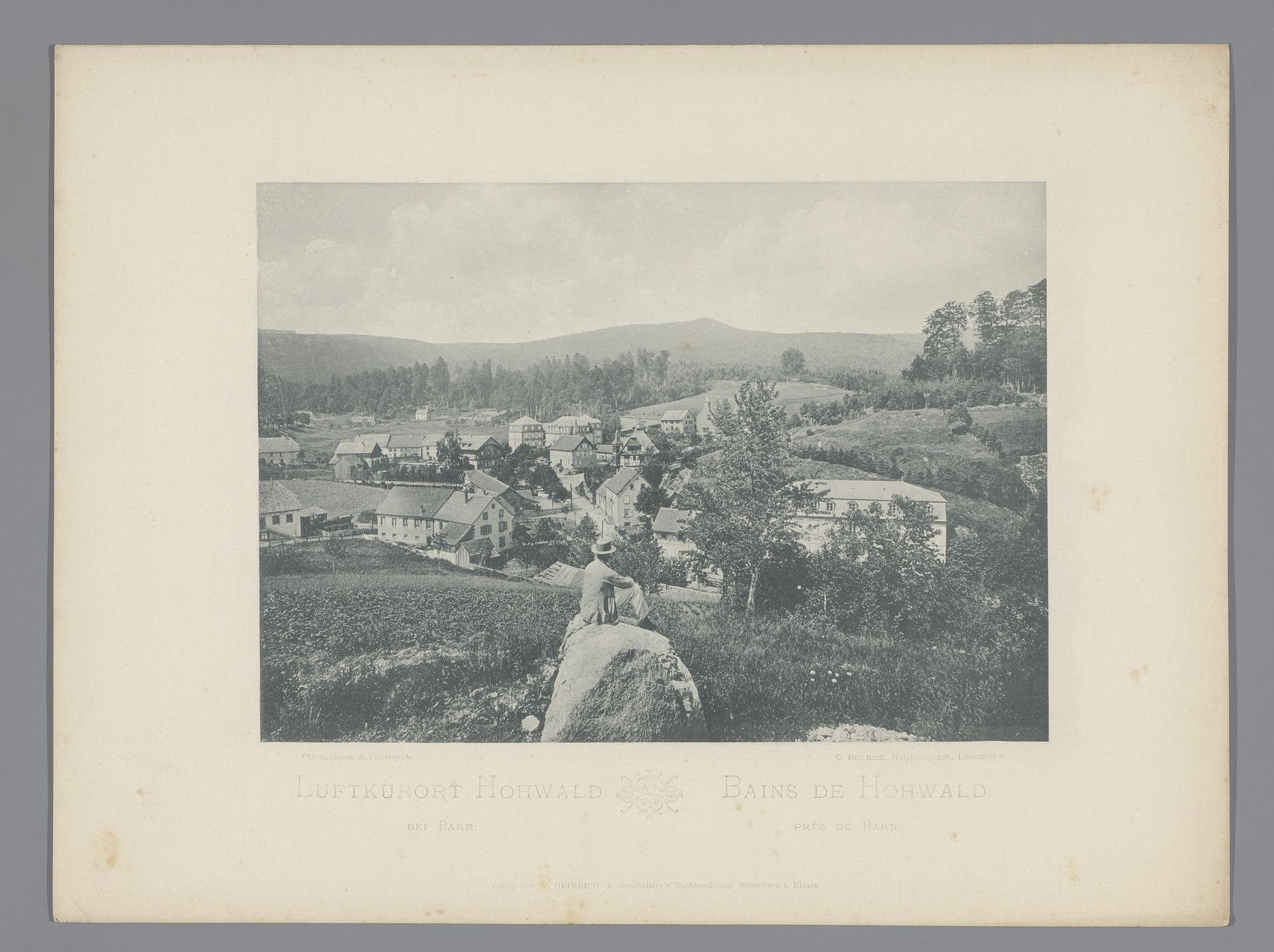 Gezicht op het kuuroord te Barr by Charles Bernhoeft