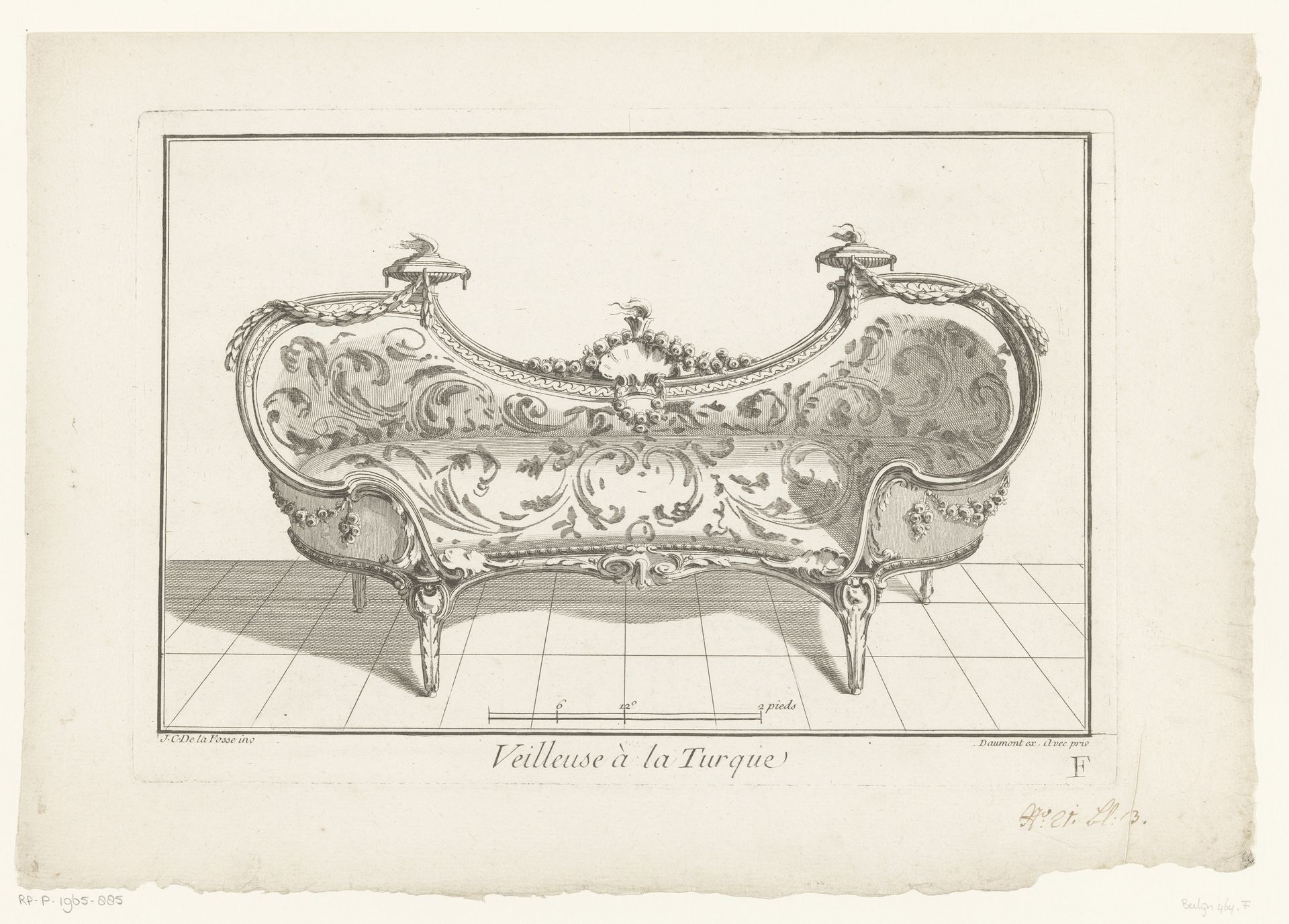 Sofa met rookvaten by Anonymous