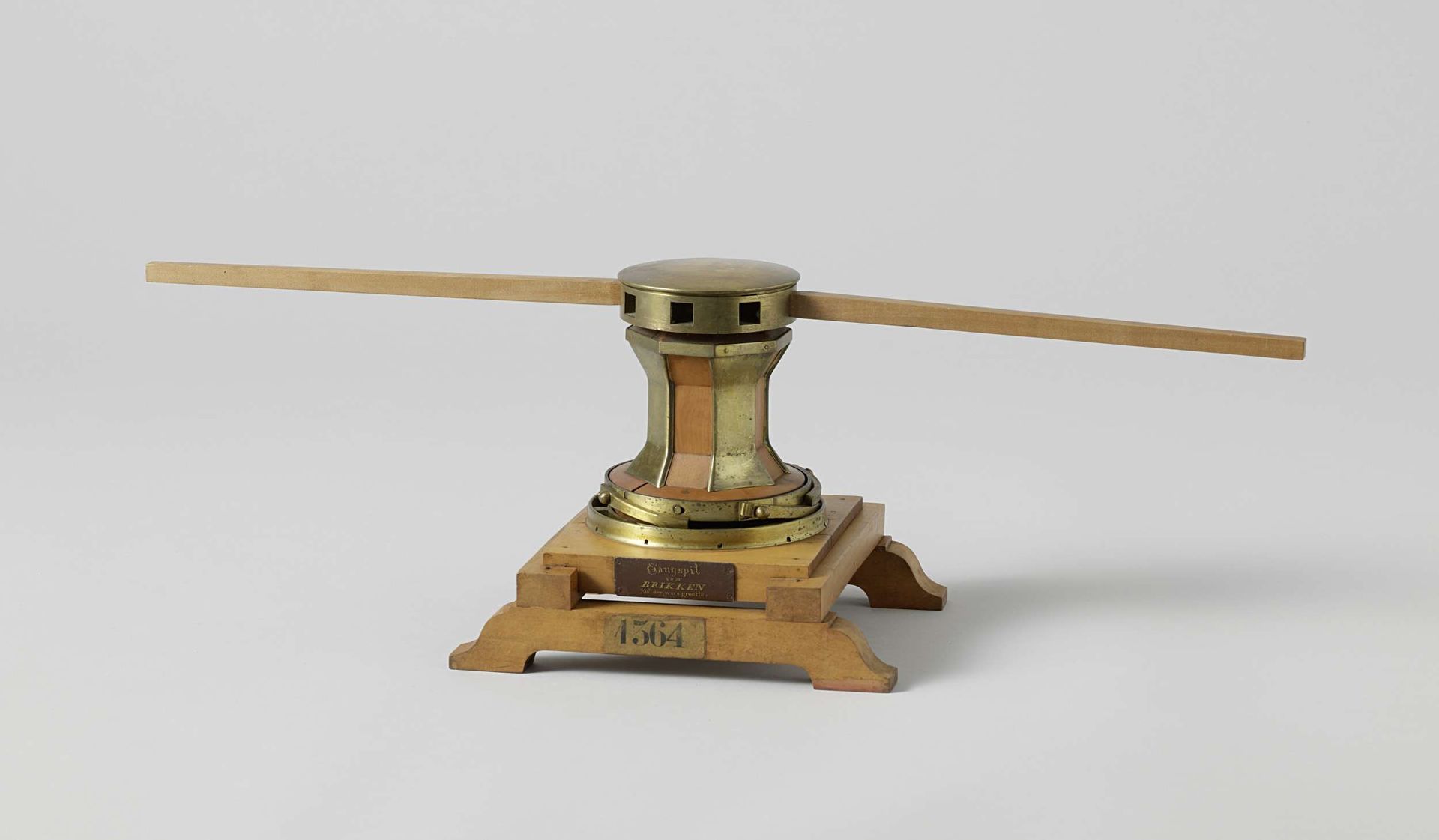 Model of a Capstan by Rijkswerf Vlissingen