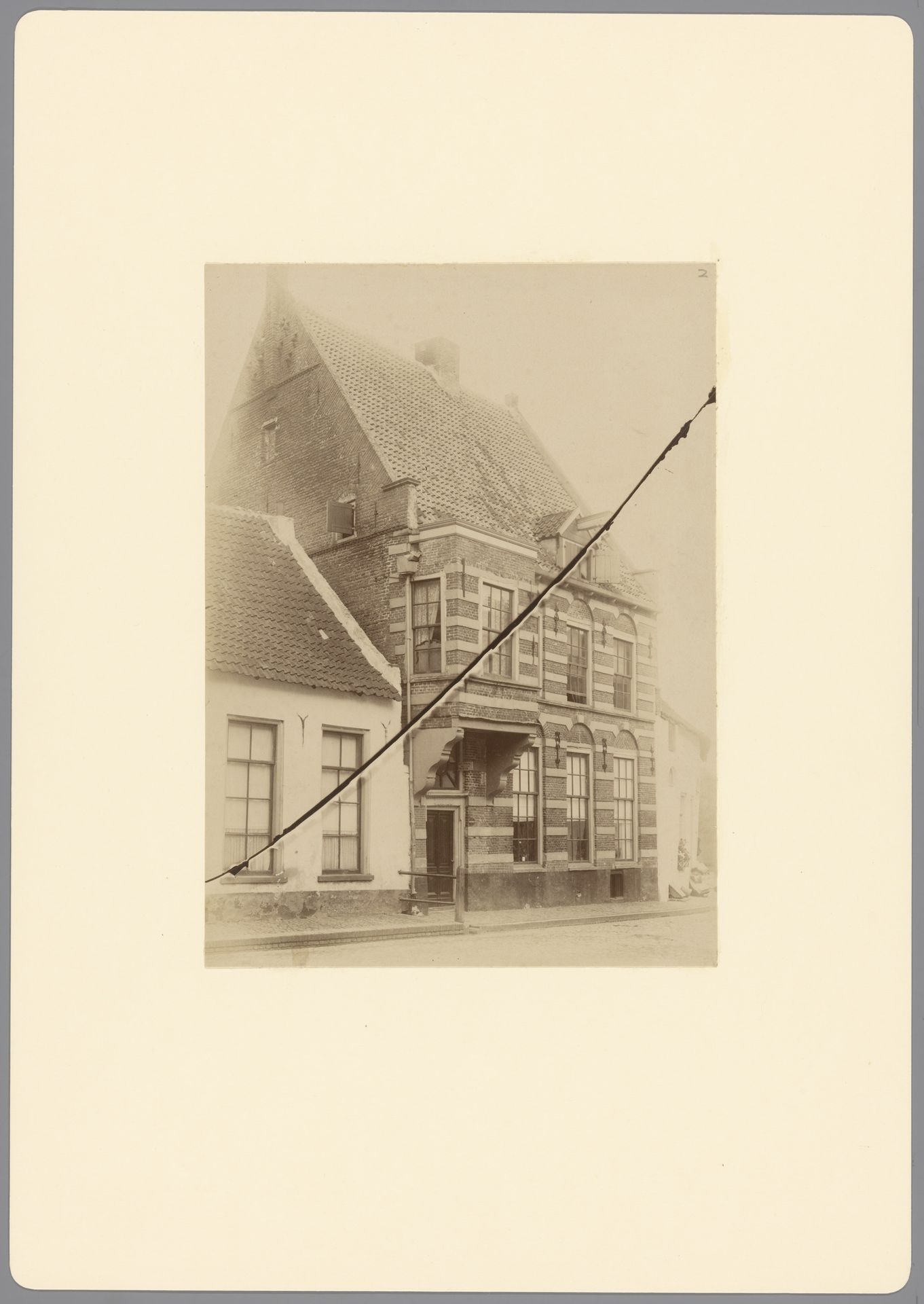 Gezicht op het Huis Adelaarshoek te Hattem by anoniem (Monumentenzorg)