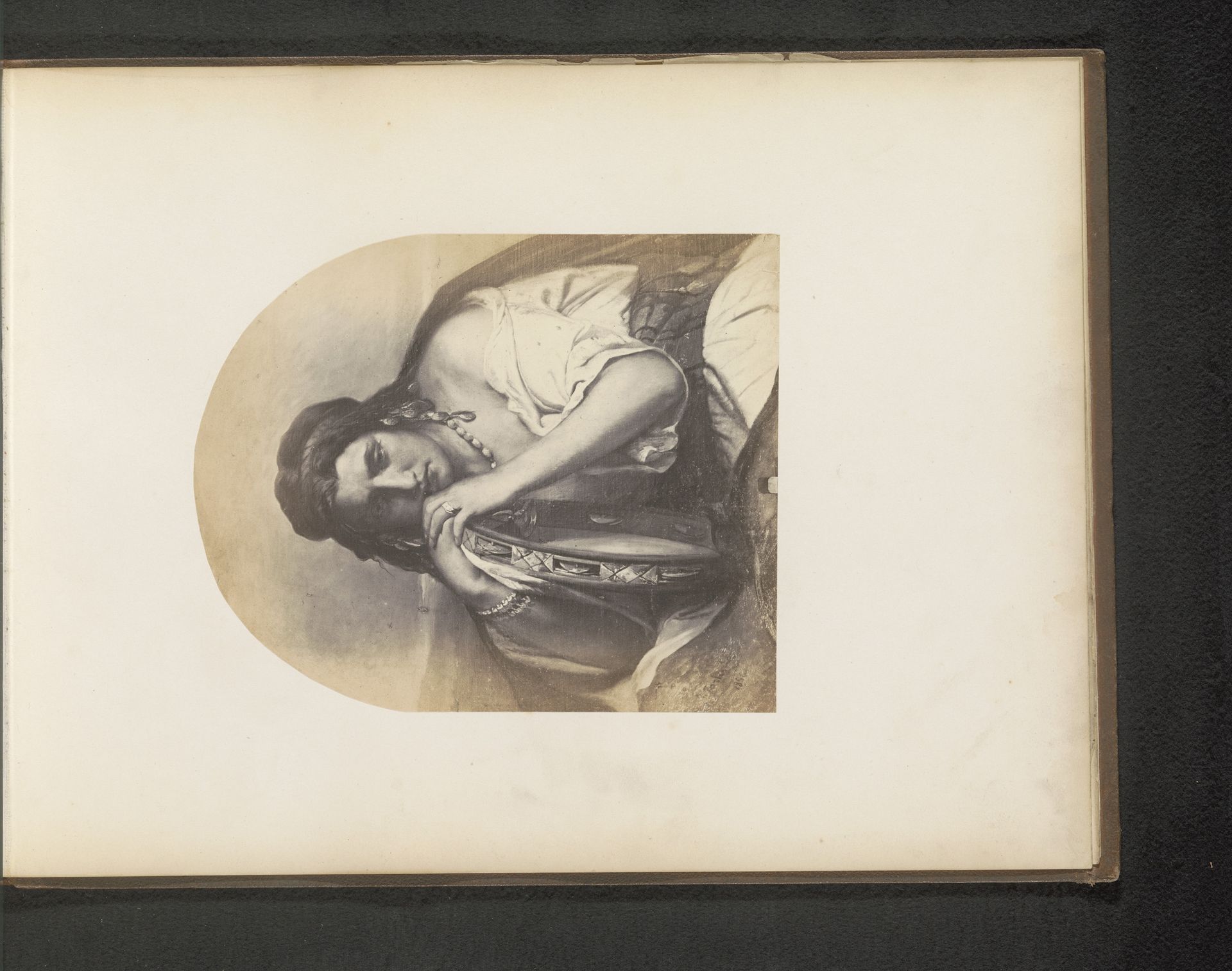Fotoreproductie van Bohémienne d'Asie van Jan Frans Portaels by Anonymous