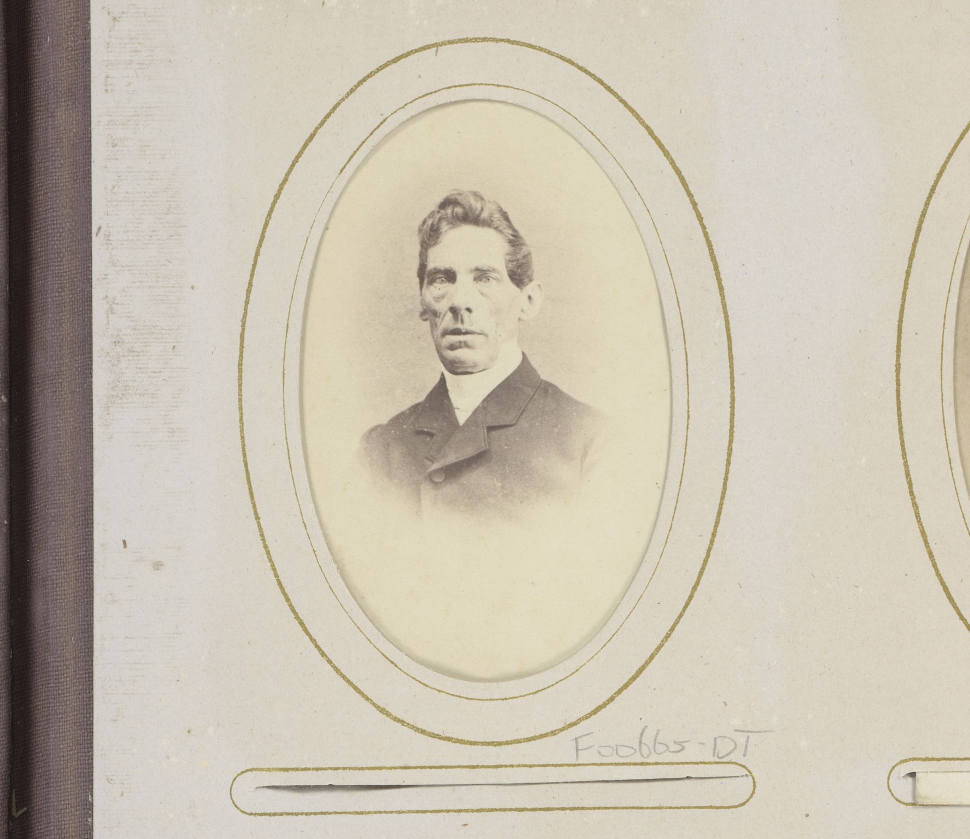 Portret van een man met hoge witte boord by Hermanus Siderius
