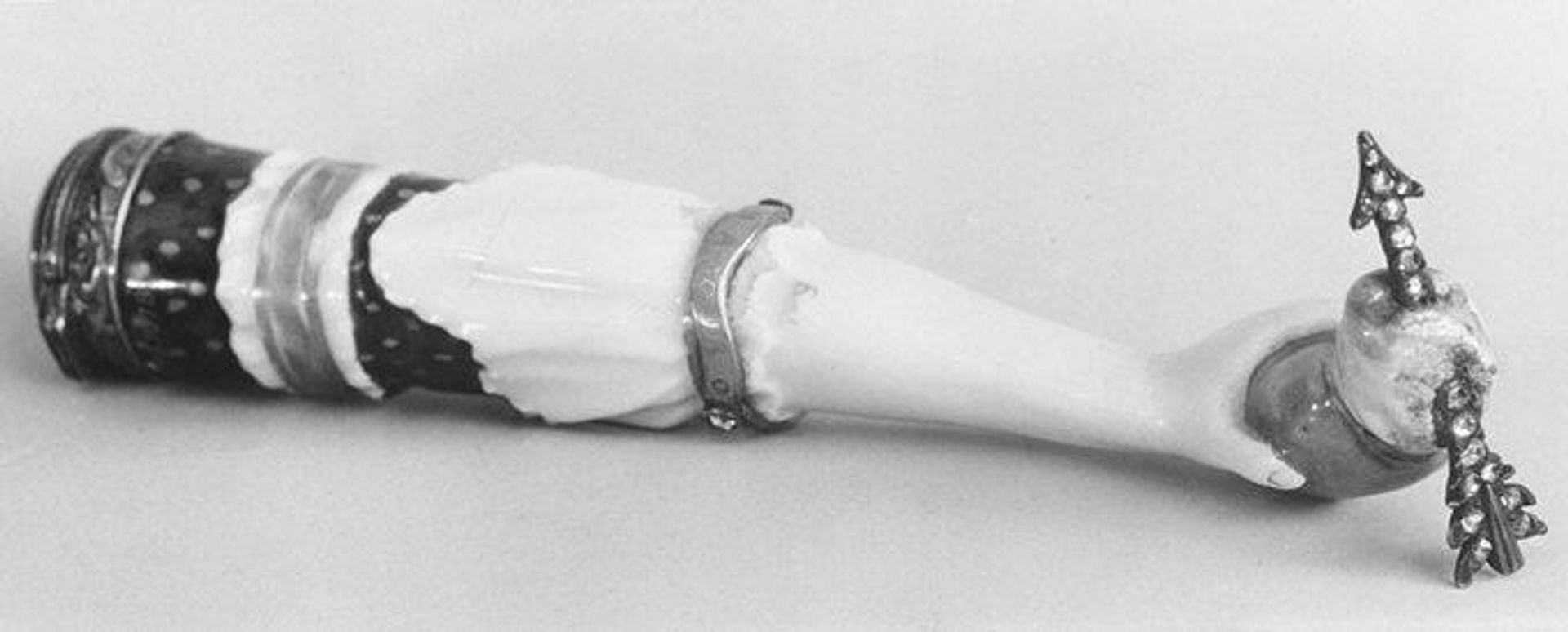 Needle case by Meissen Manufactory