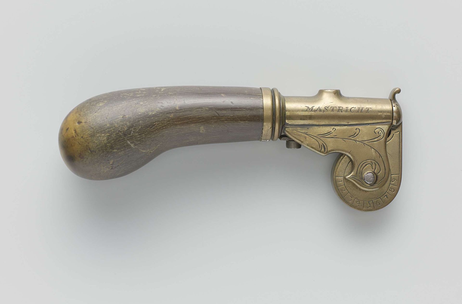 Kruittester by Paulus van Walsen