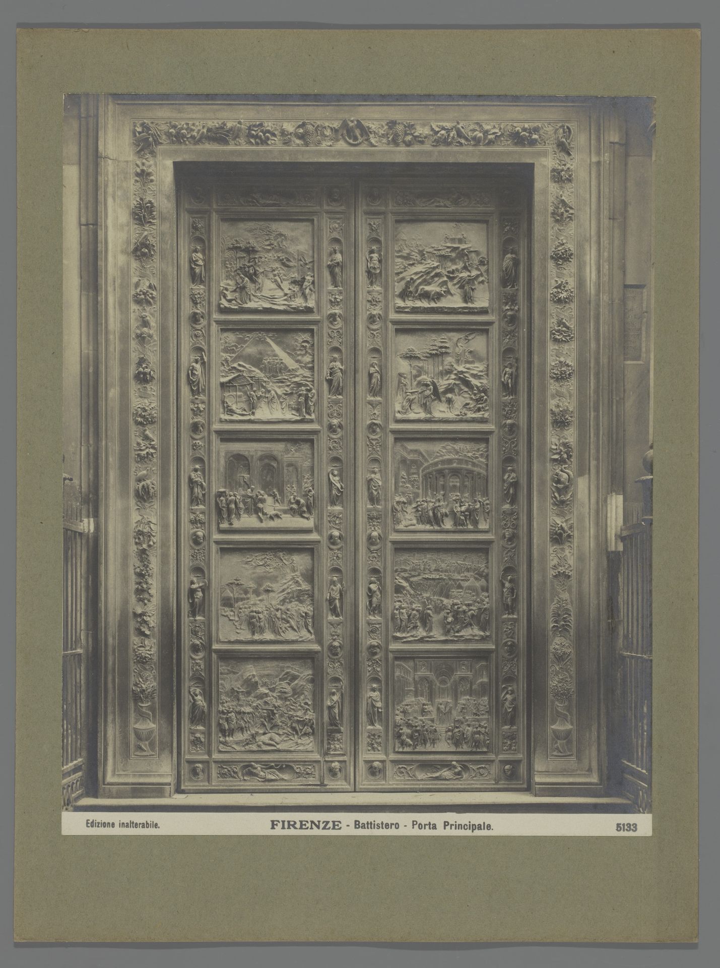 Oostelijke bronzen deuren van het Baptisterium te Florence, Italië by Anonymous