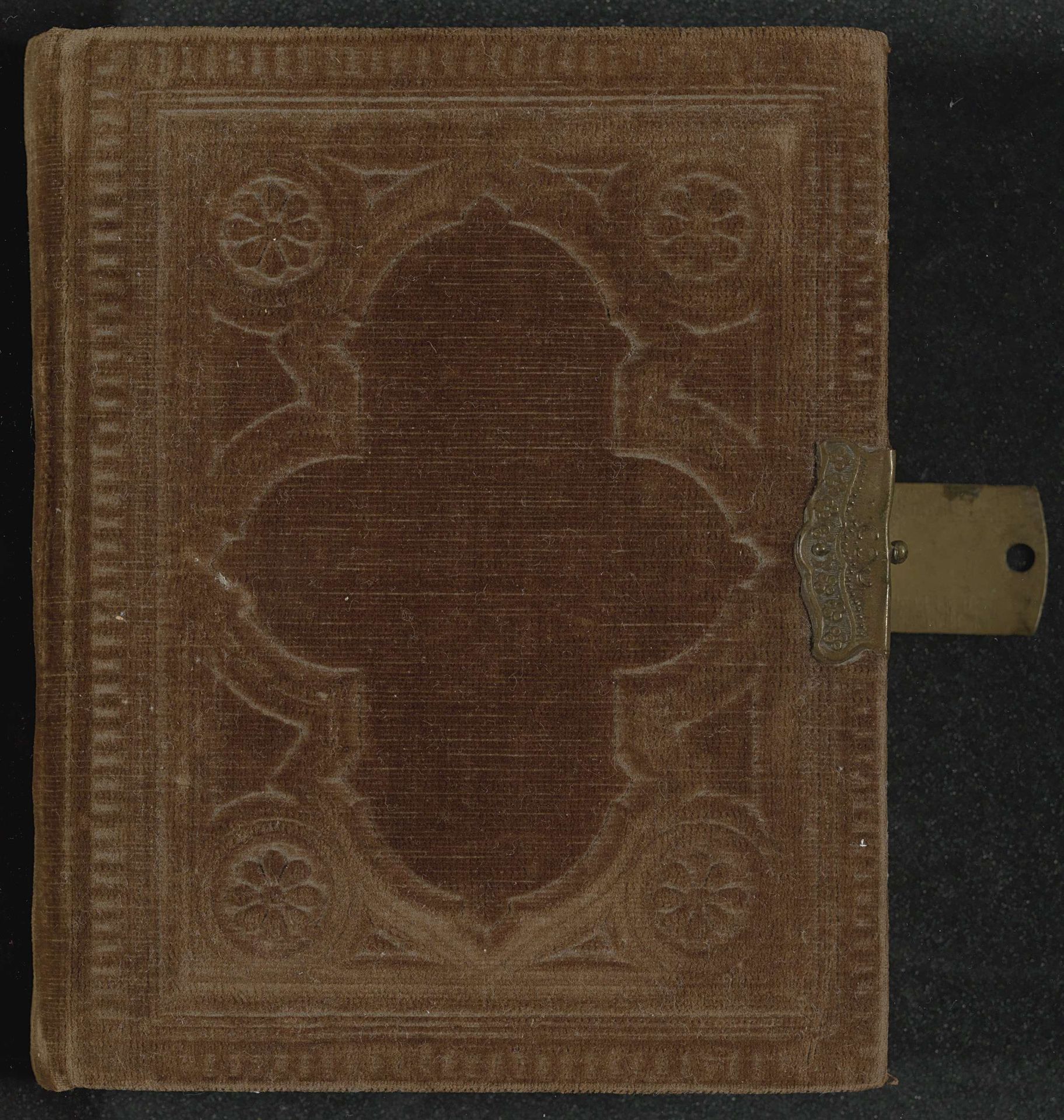 Album met twaalf foto's van studenten in historische kostuums by diverse vervaardigers