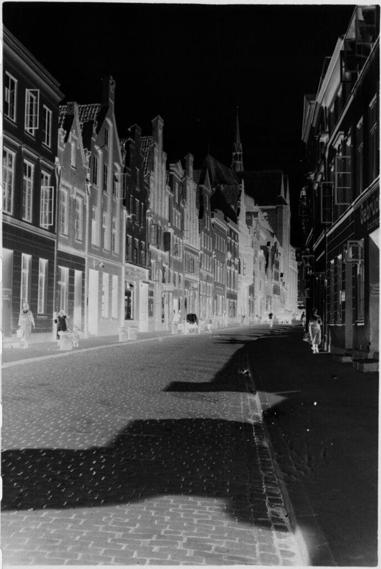 [Street scene in LÃ¼beck] by attributed to Laurence Feininger