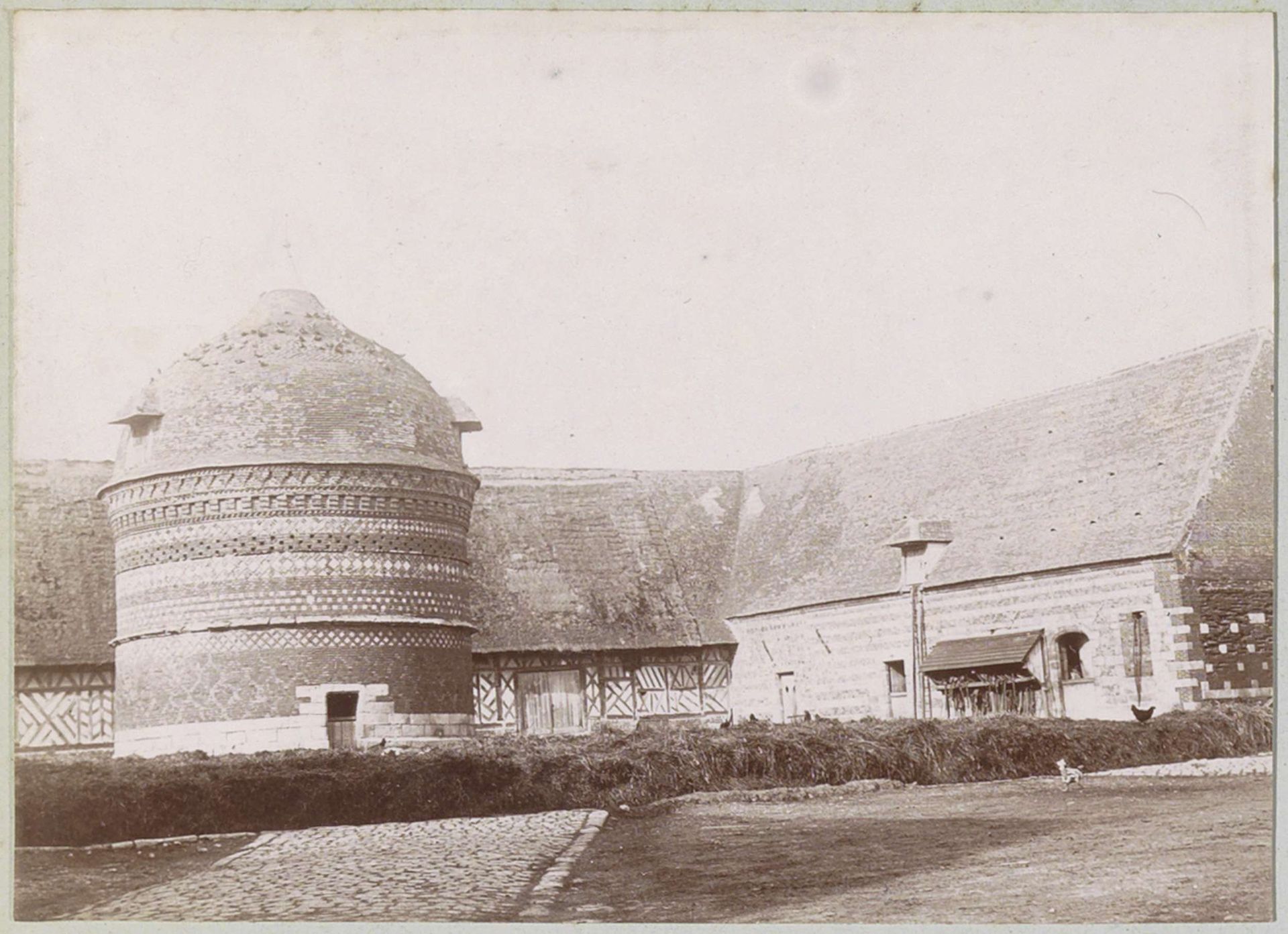 Manoir d'Ango met (links) een duiventoren in Varengeville-sur-Mer by Delizy