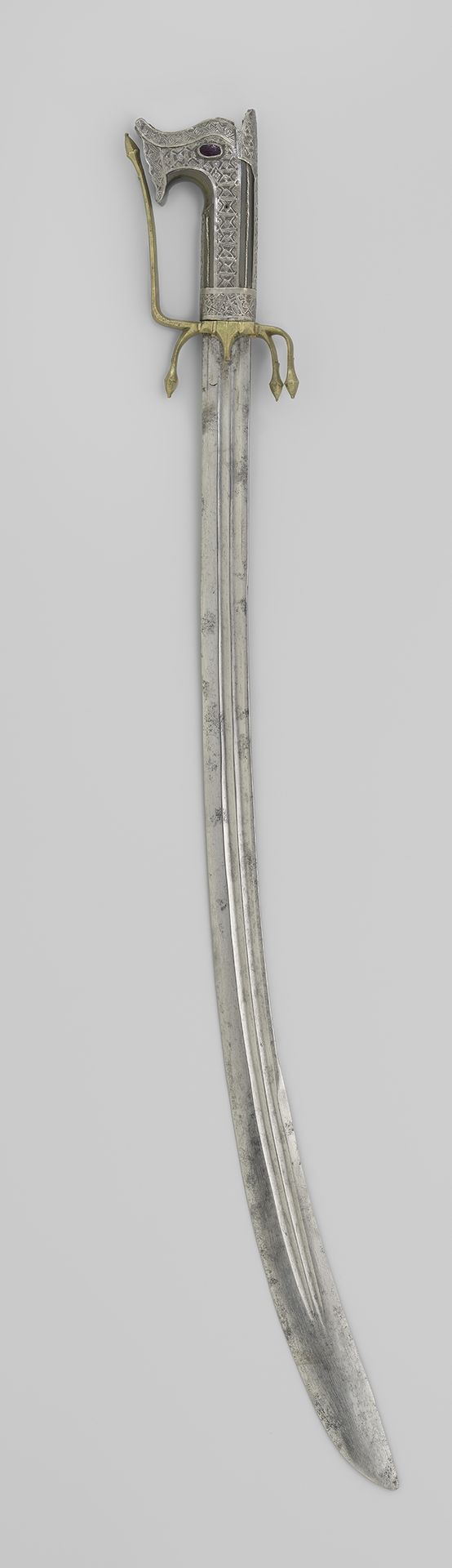 Algerijnse sabel of nimcha by Anonymous