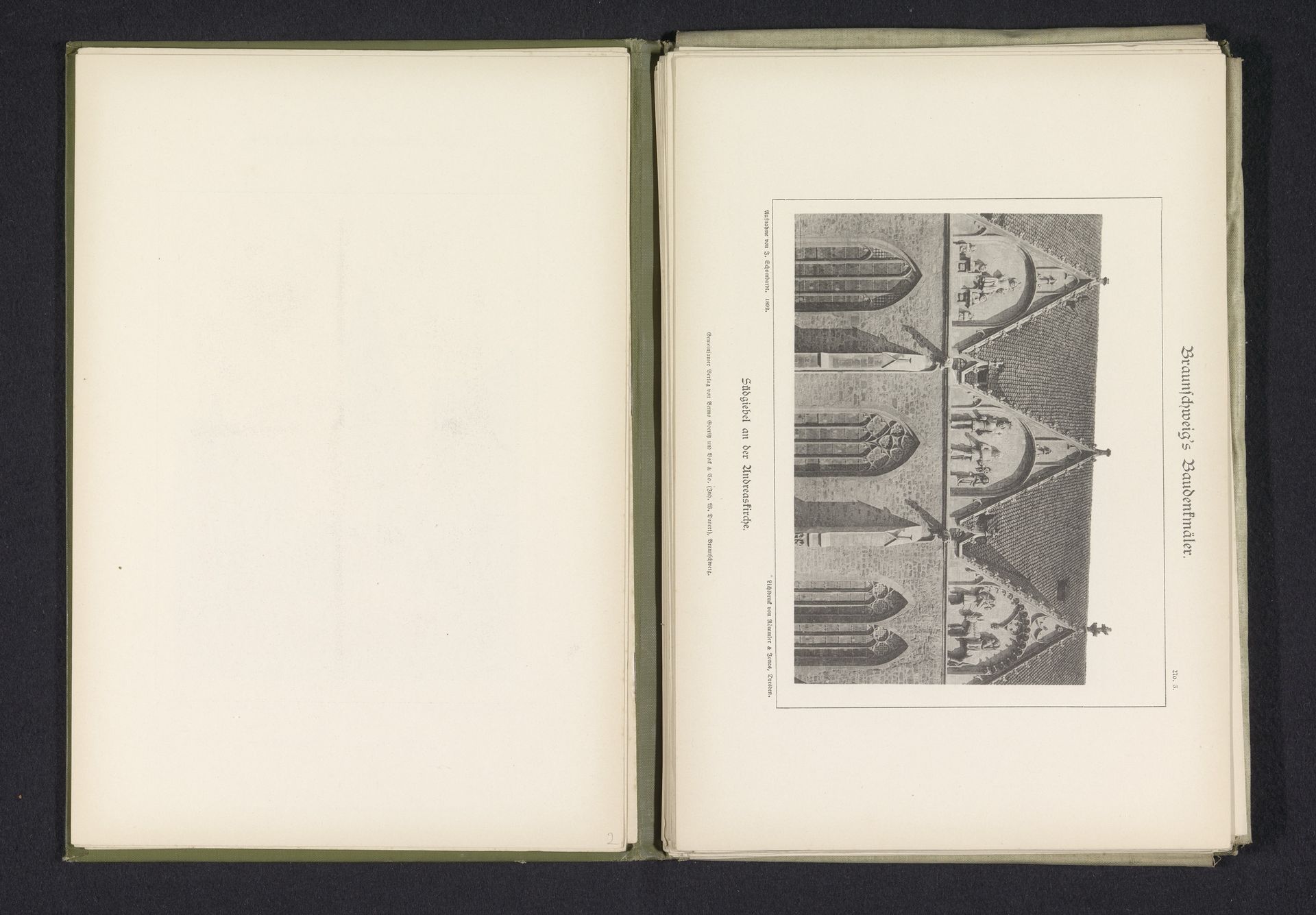 Deel van de zuidelijke gevel van de Sint-Andreaskerk te Braunschweig by J. Schombardt