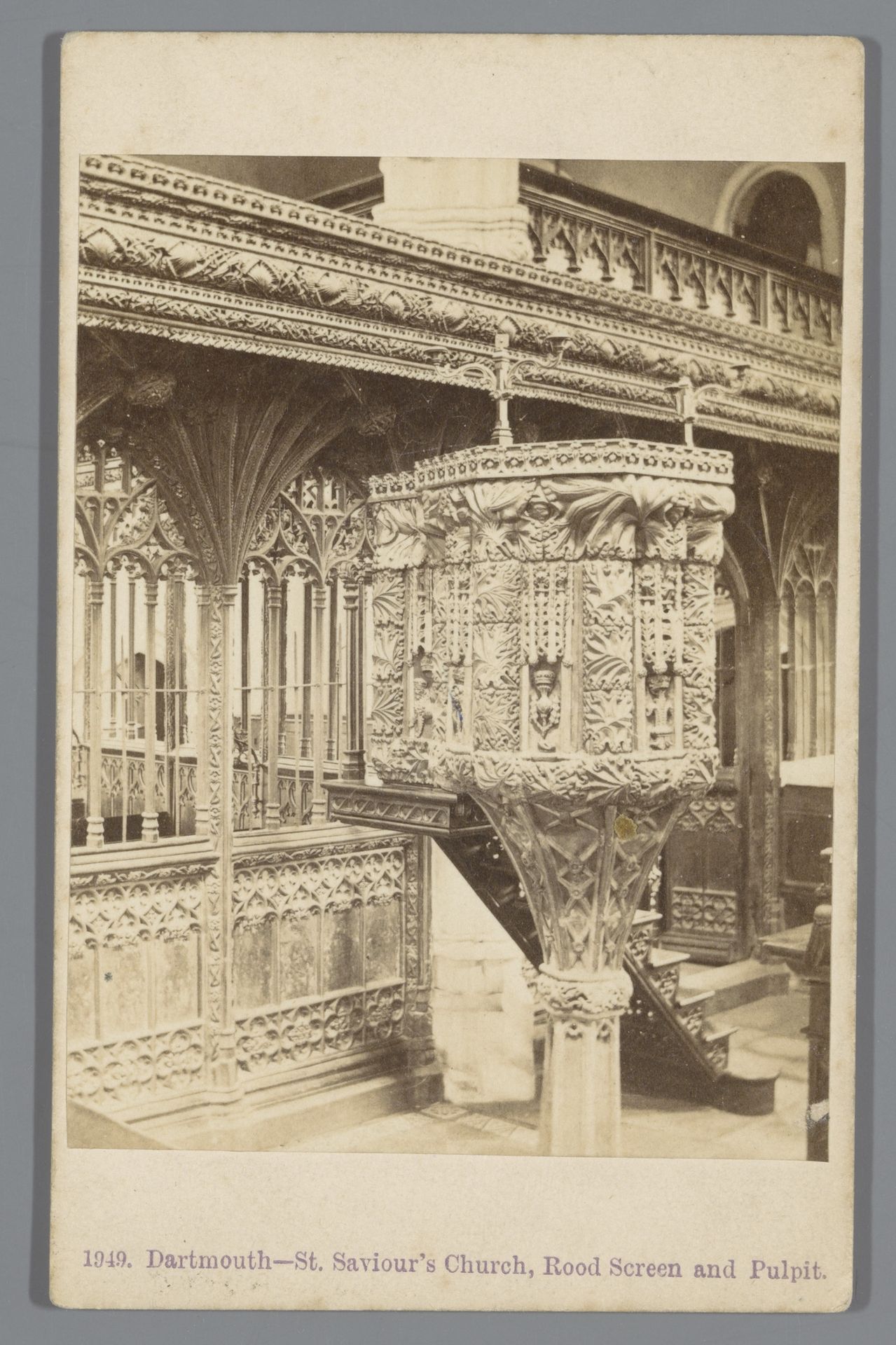 Preekgestoelte in St Saviour's Church in Dartmouth, Engeland by Francis Bedford