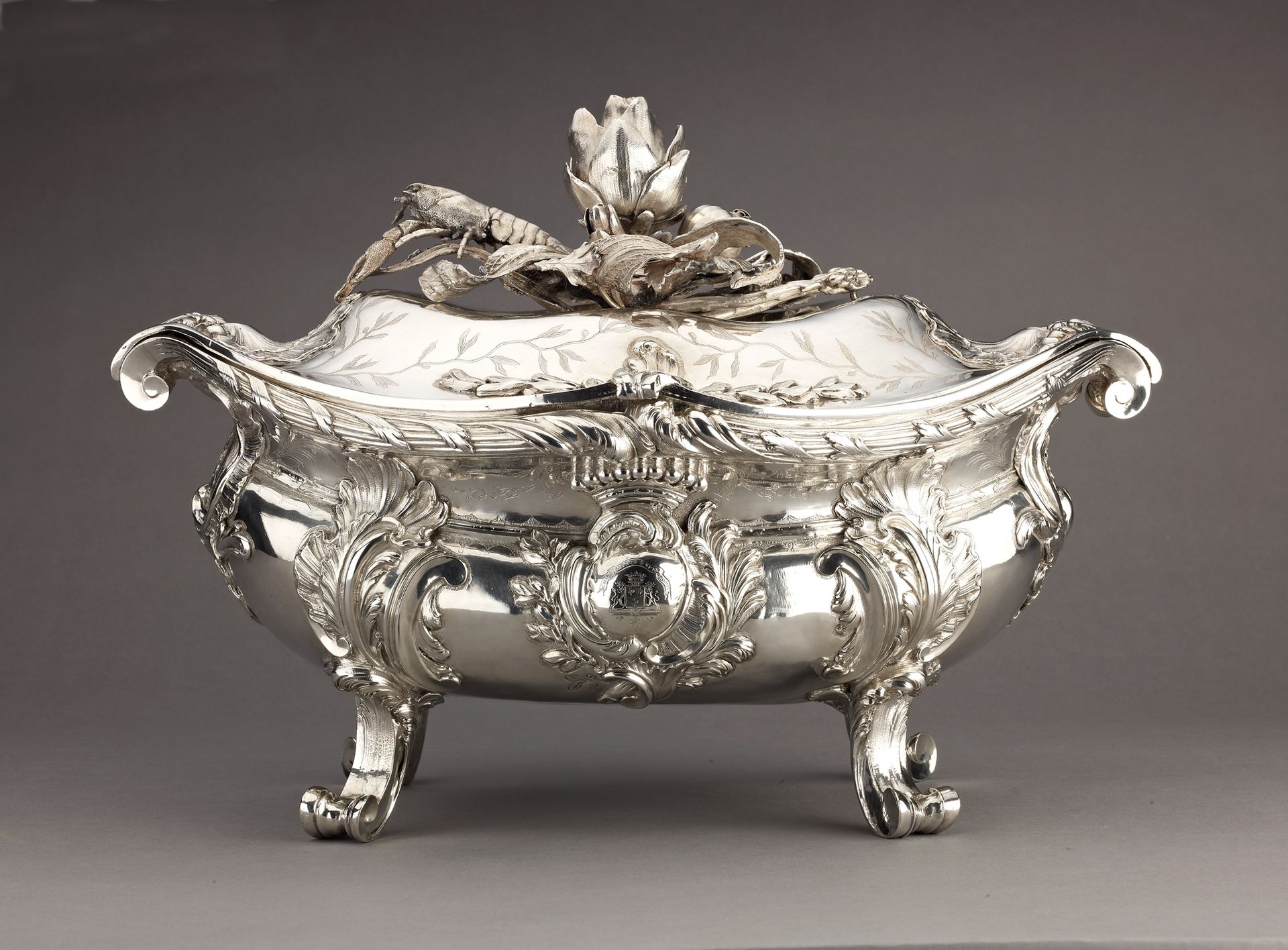 Silver Tureen (a), lid (b) [pair with 1975.1.2560a-c] by Etienne-Jacques Marcq