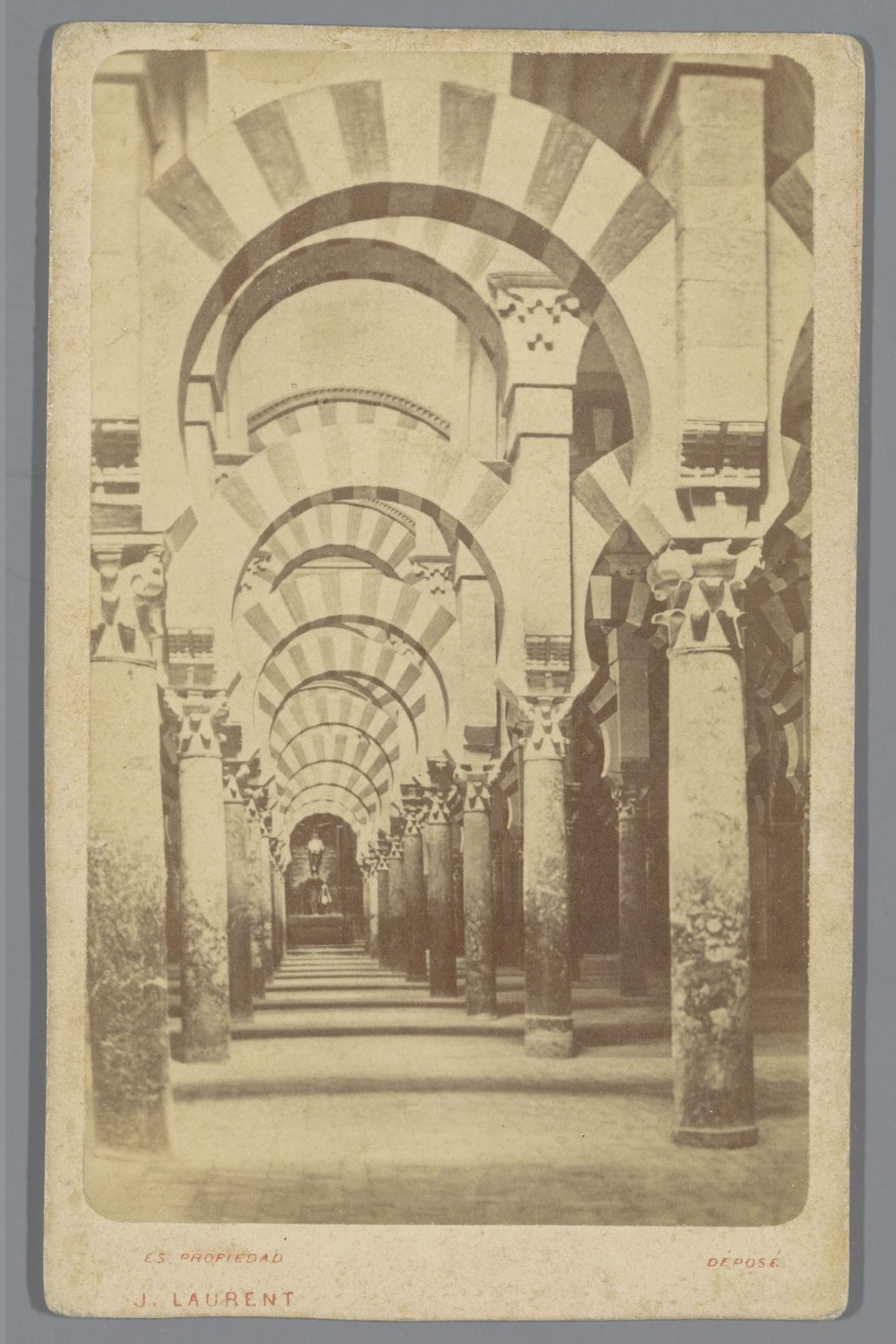 Interieur van de Mezquita van Córdoba by Juan Laurent