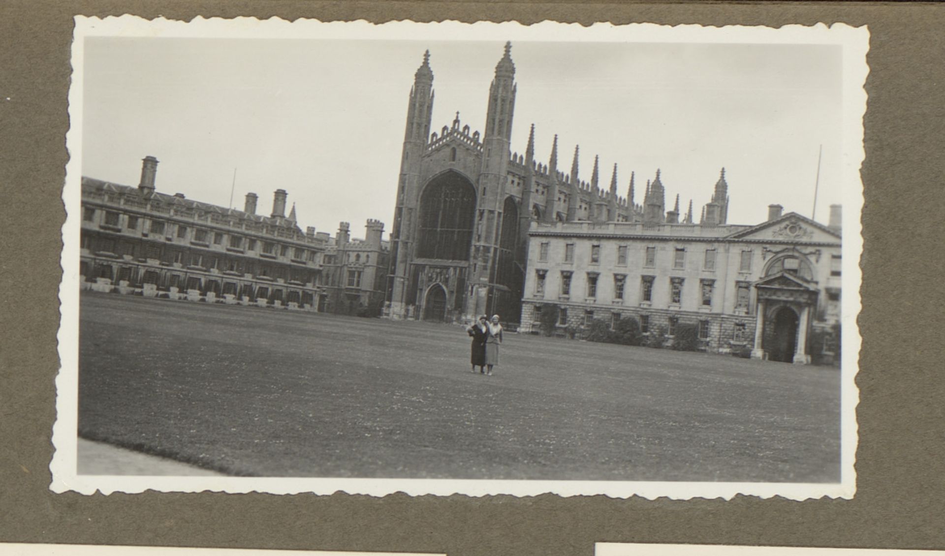 Henriëtte van Bergen en een vrouw voor King's College, Cambridge by Anonymous