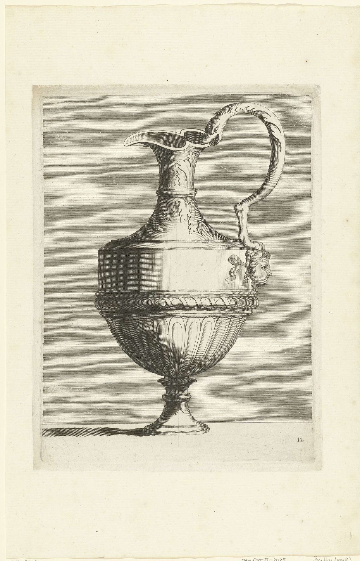 Schenkkan met bladeren om de hals by Françoise Bouzonnet