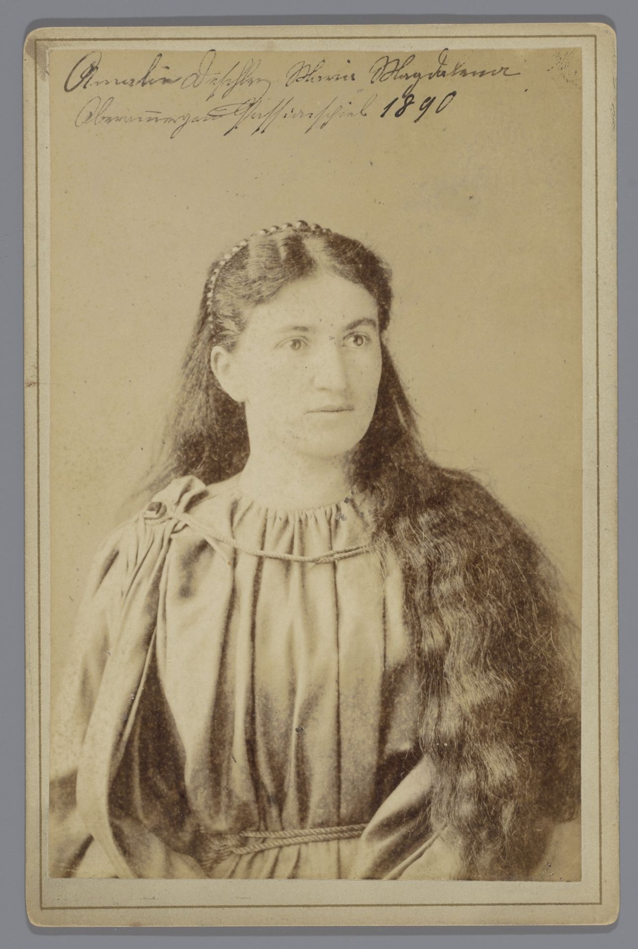 Portret van Amalia Deschler in haar rol als Maria Magdalena by Anonymous