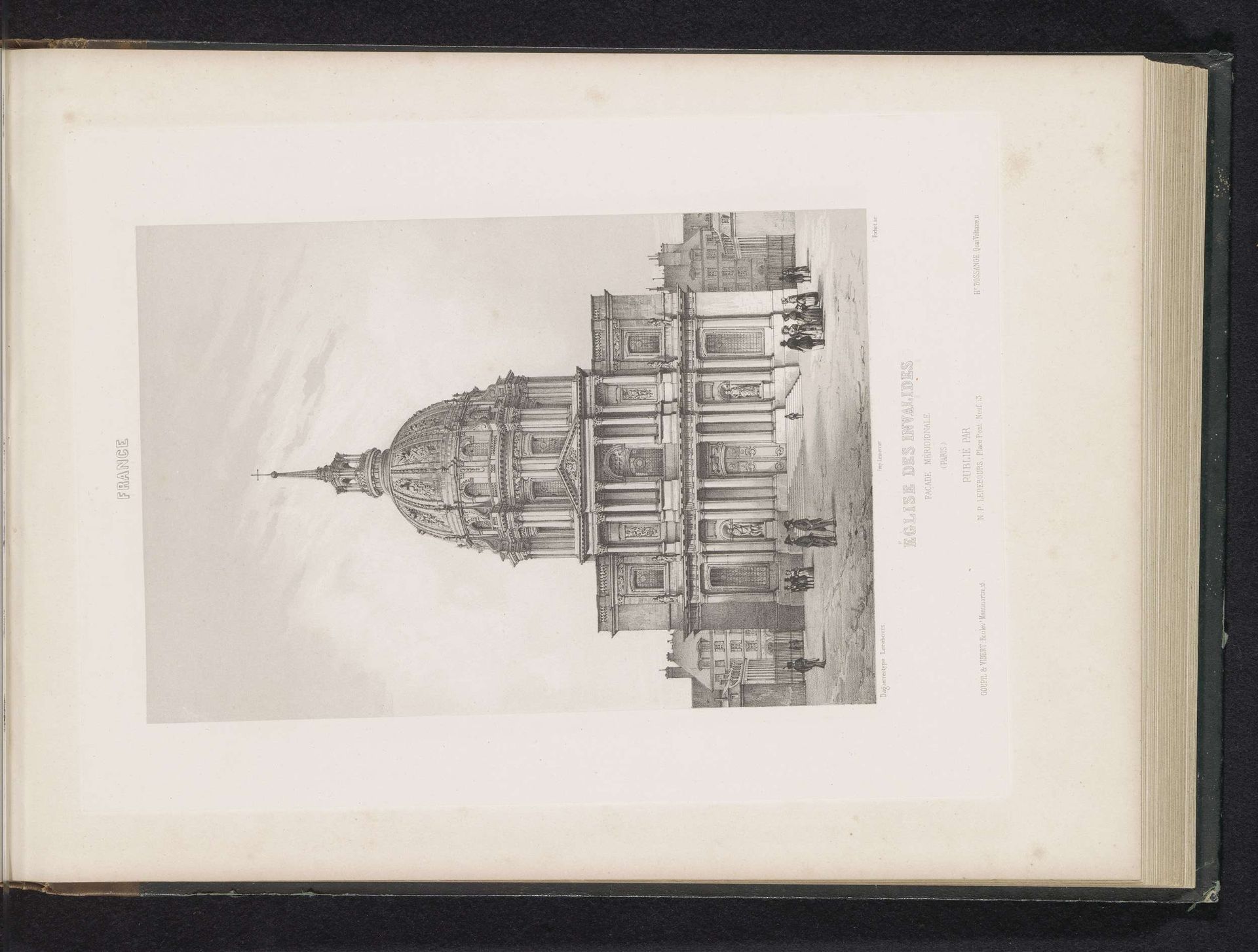 Voorgevel van de Dôme des Invalides te Parijs by Charles Fichot