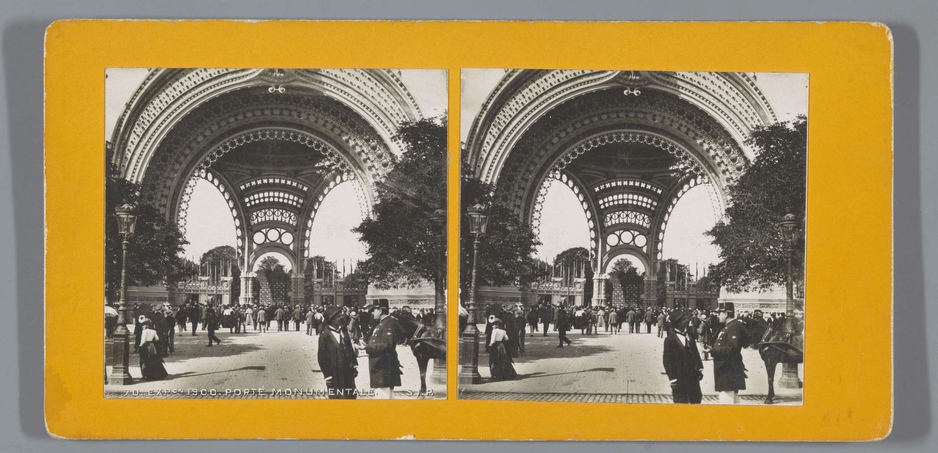 Porte Monumentale van de Wereldtentoonstelling van 1900 by Anonymous